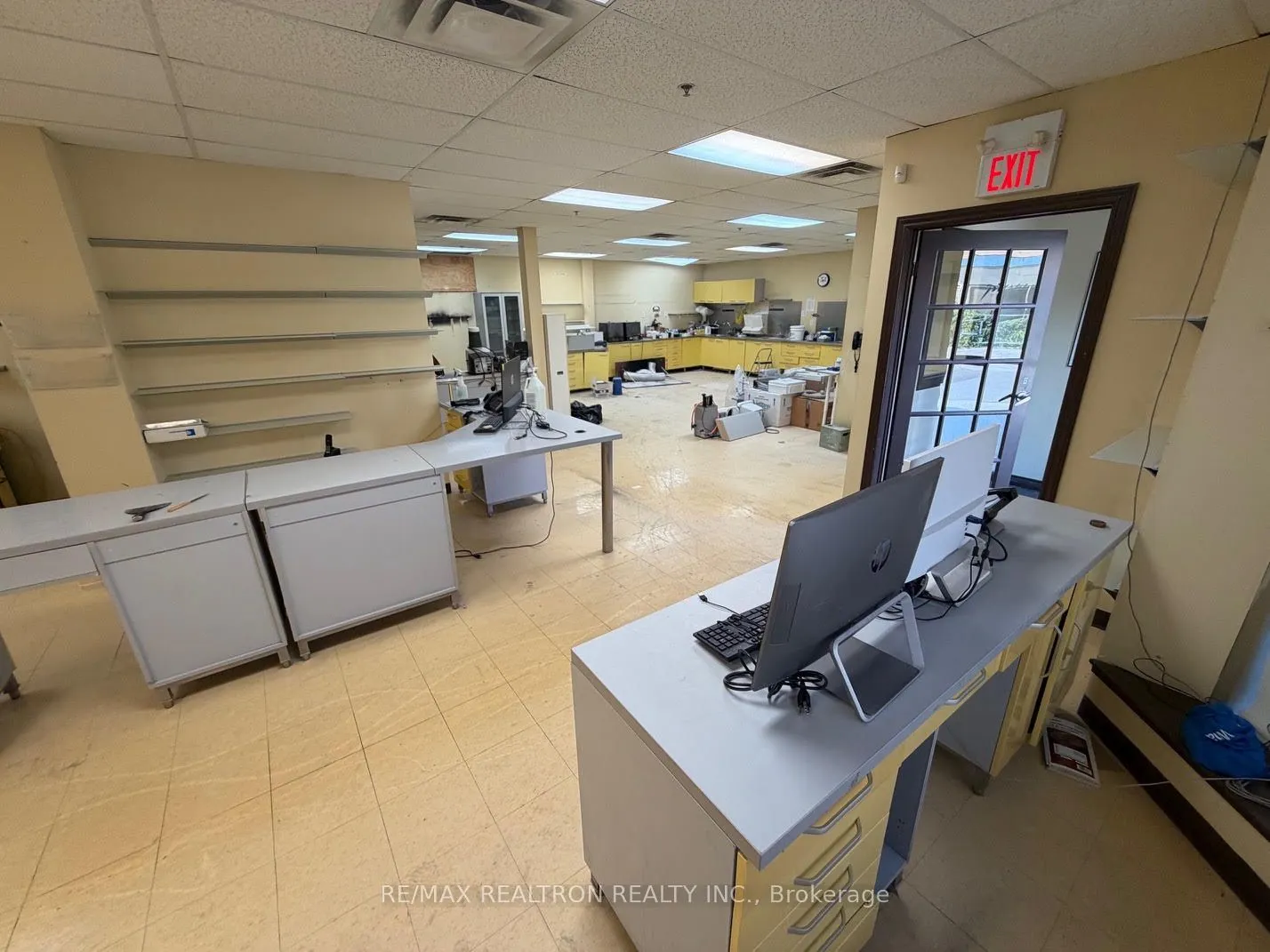 565 Edward Avenue #4