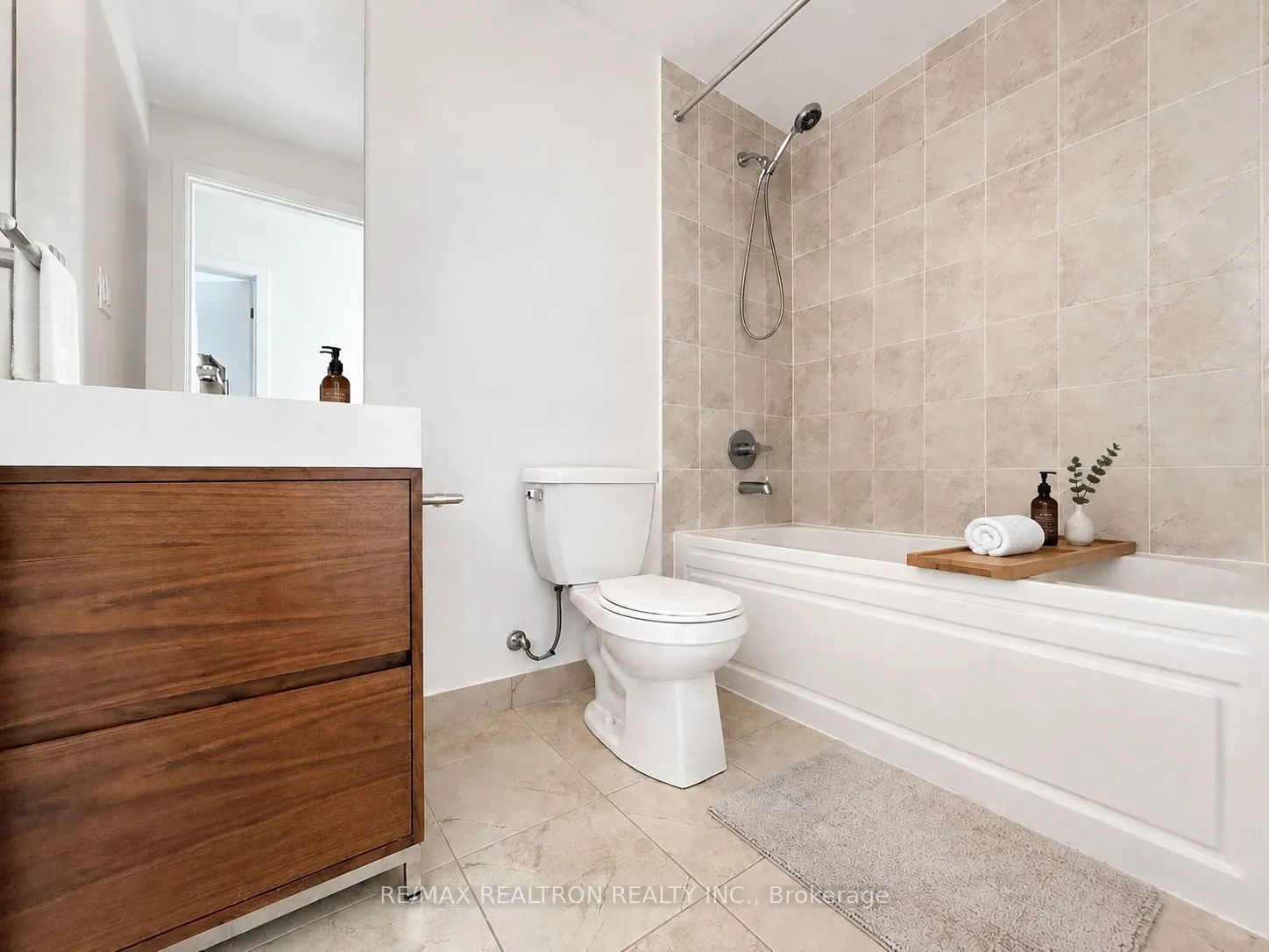 1709 Bur Oak Avenue #509