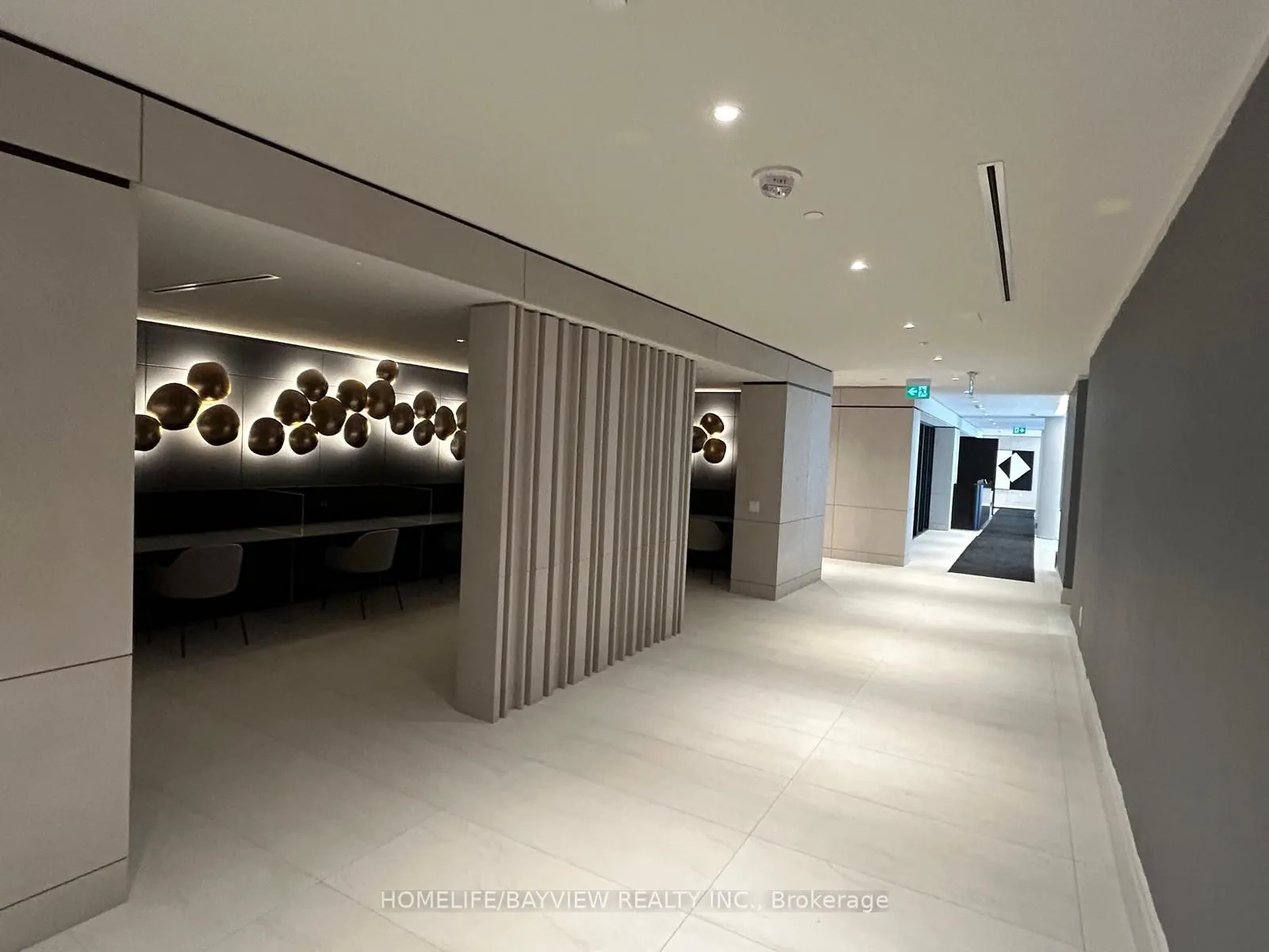 50 Upper Mall Way #2008