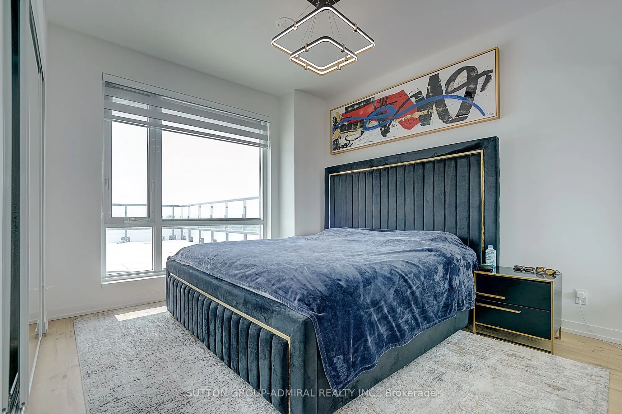 8 Beverley Glen Boulevard #712