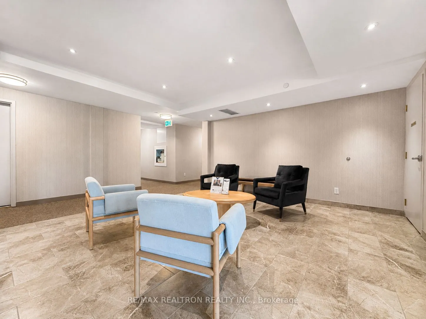 1709 Bur Oak Avenue #509