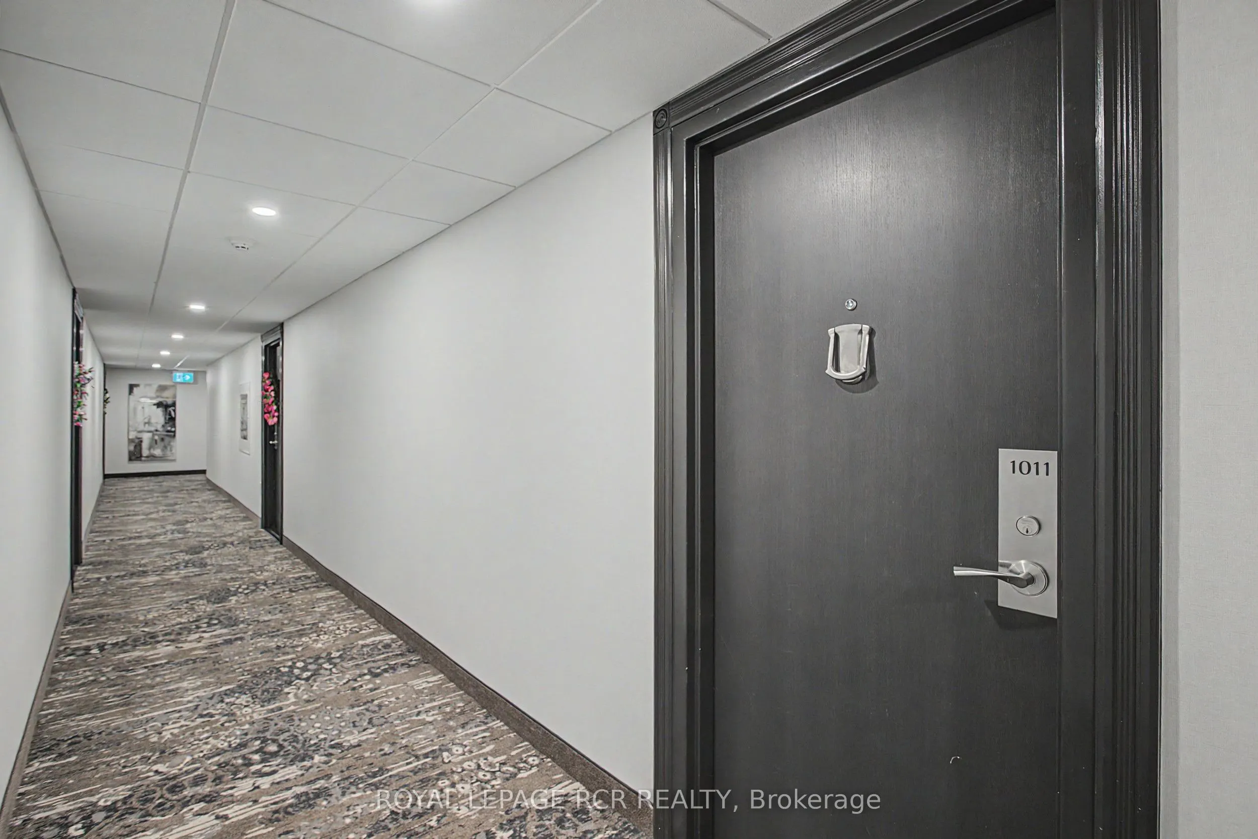 40 William Roe Boulevard #1011