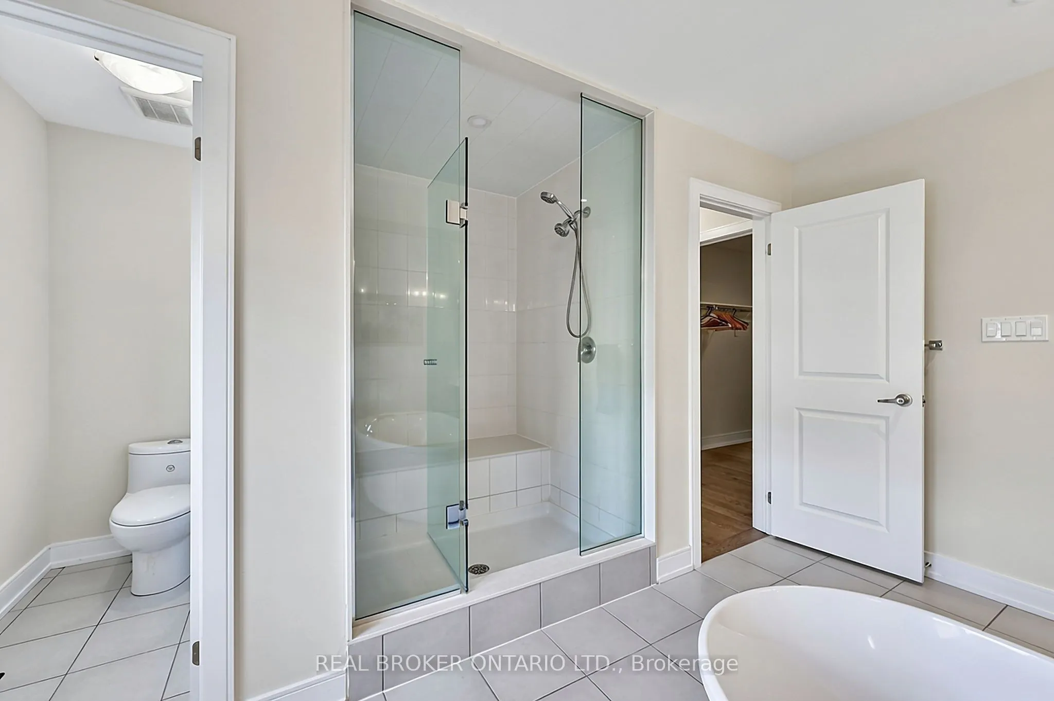416 Seaview Heights