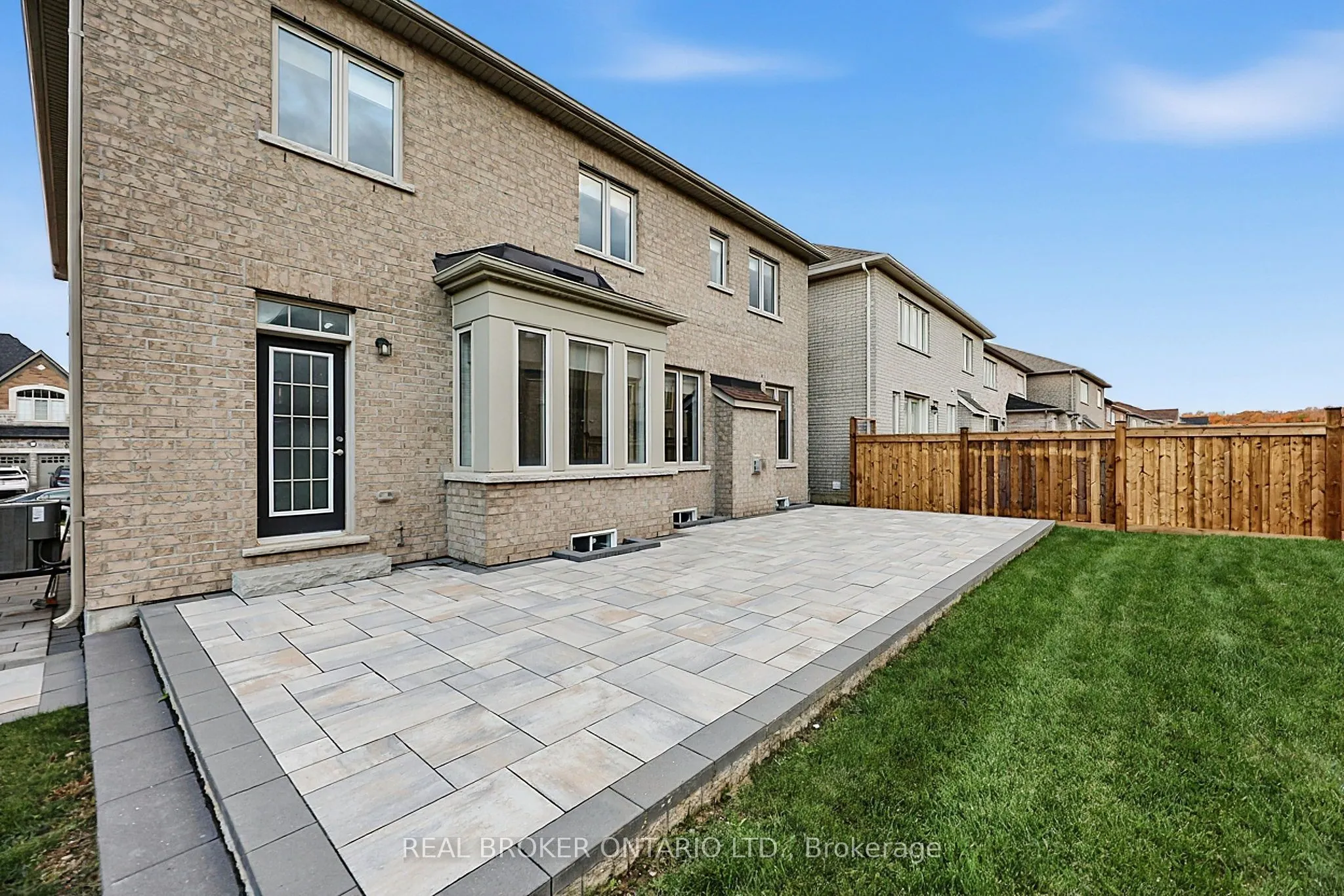 416 Seaview Heights