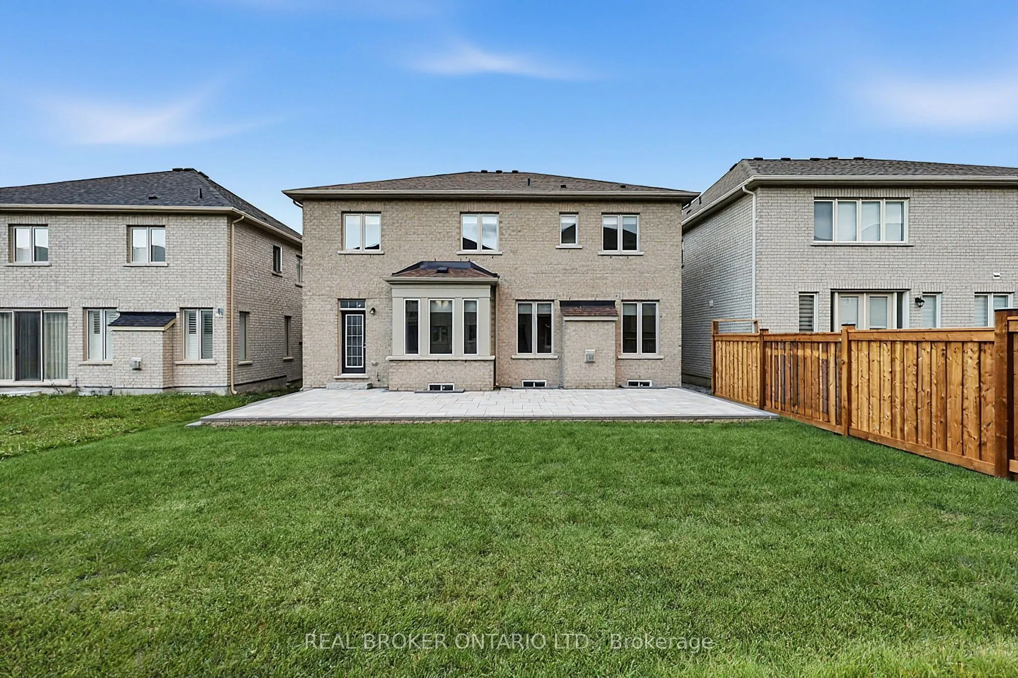 416 Seaview Heights