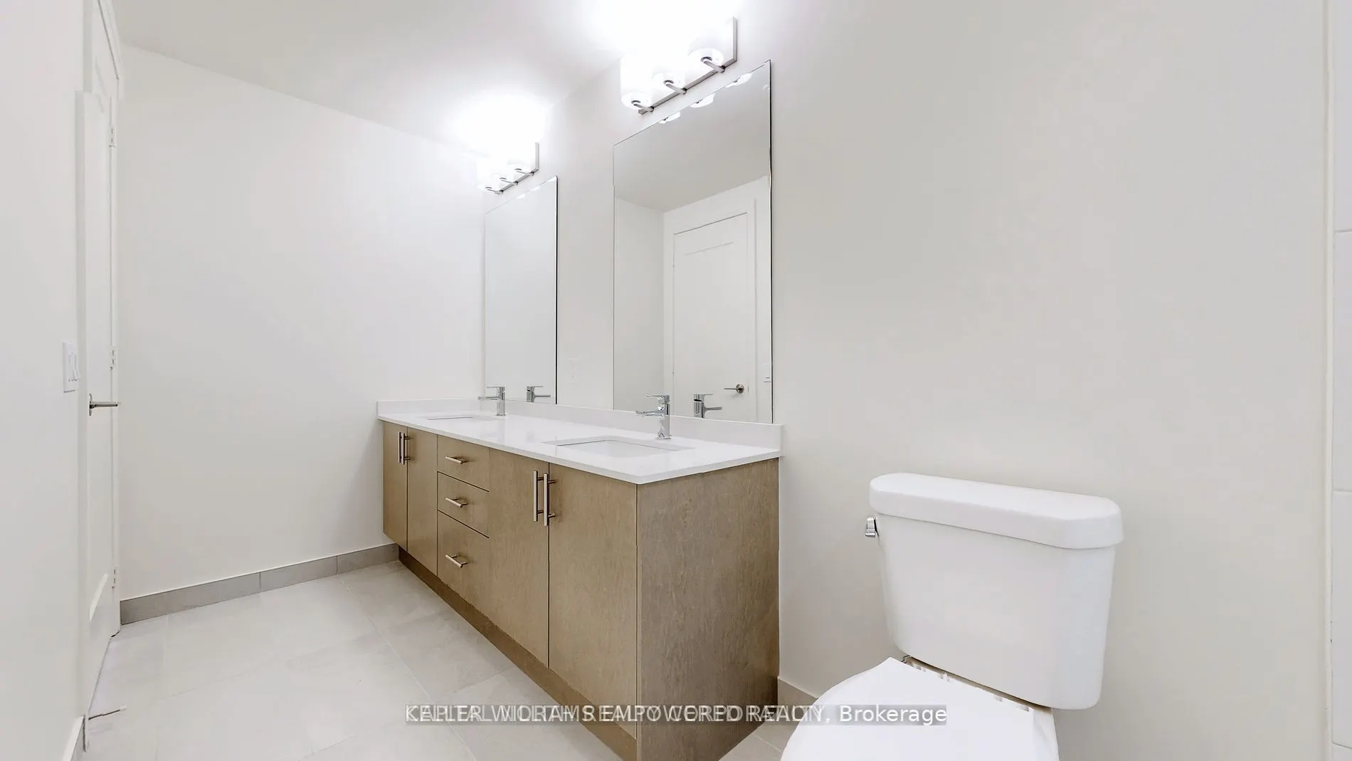 8960 Jane Street #328
