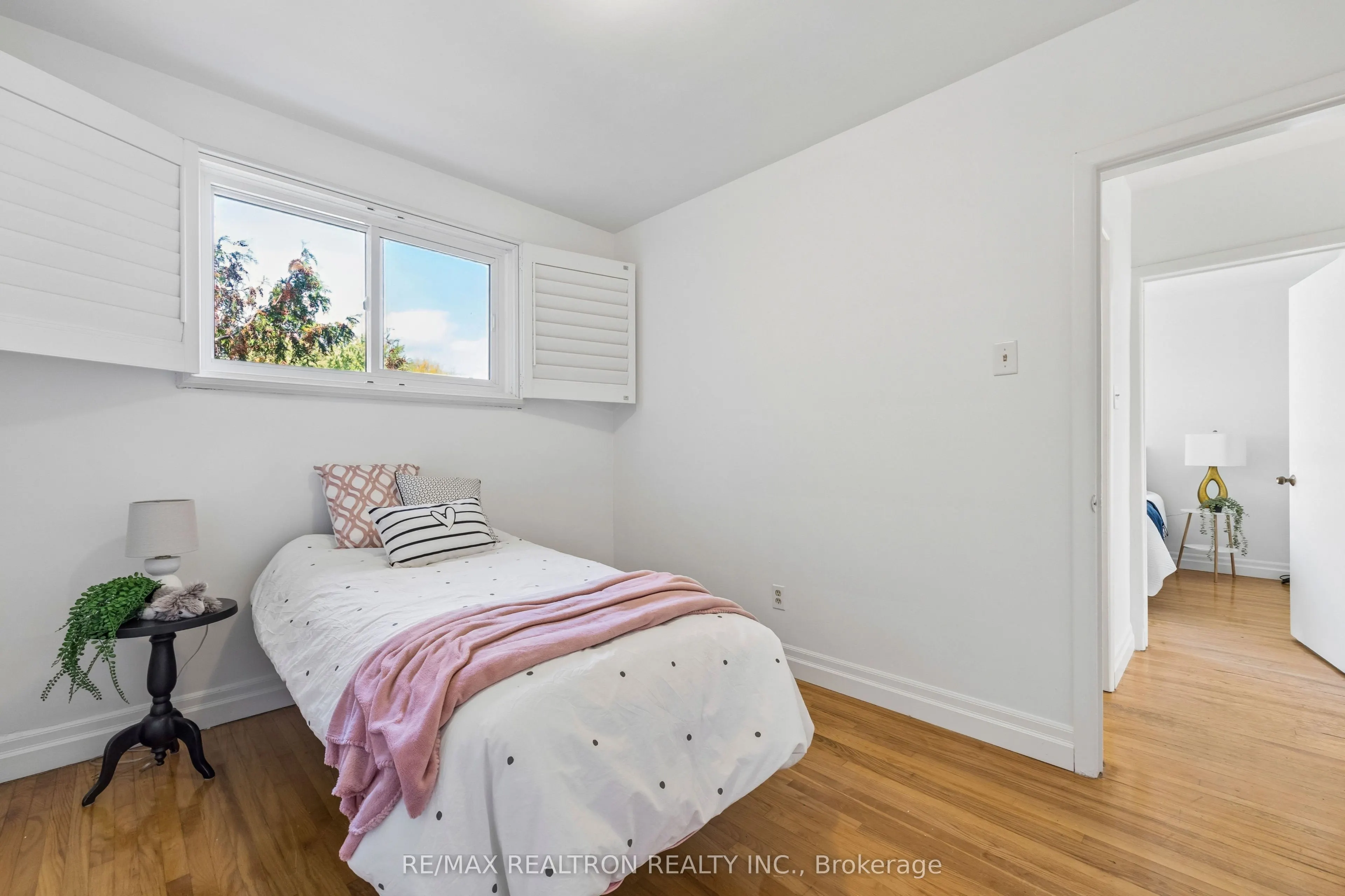 253 Silverbirch Drive