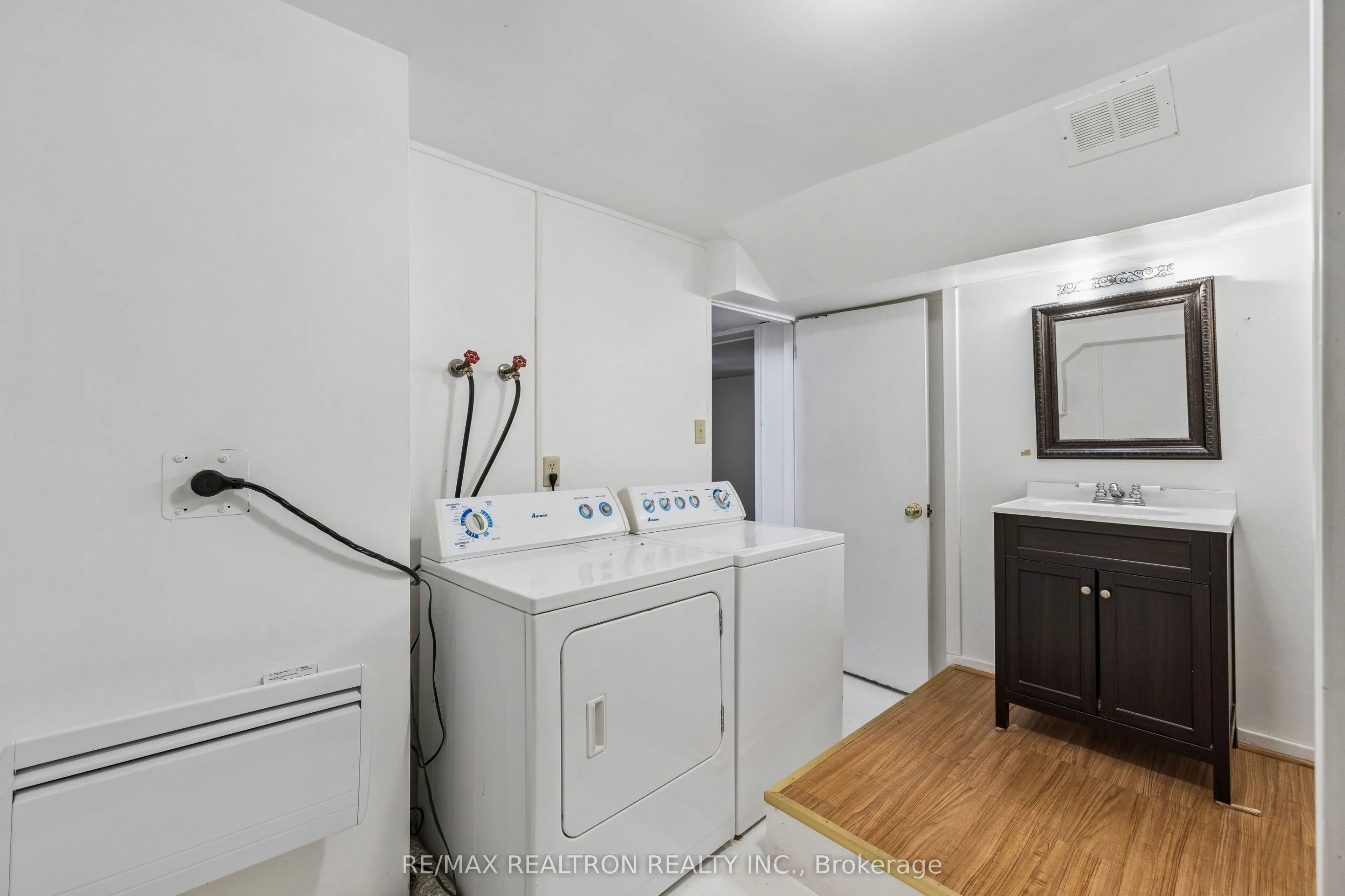 253 Silverbirch Drive
