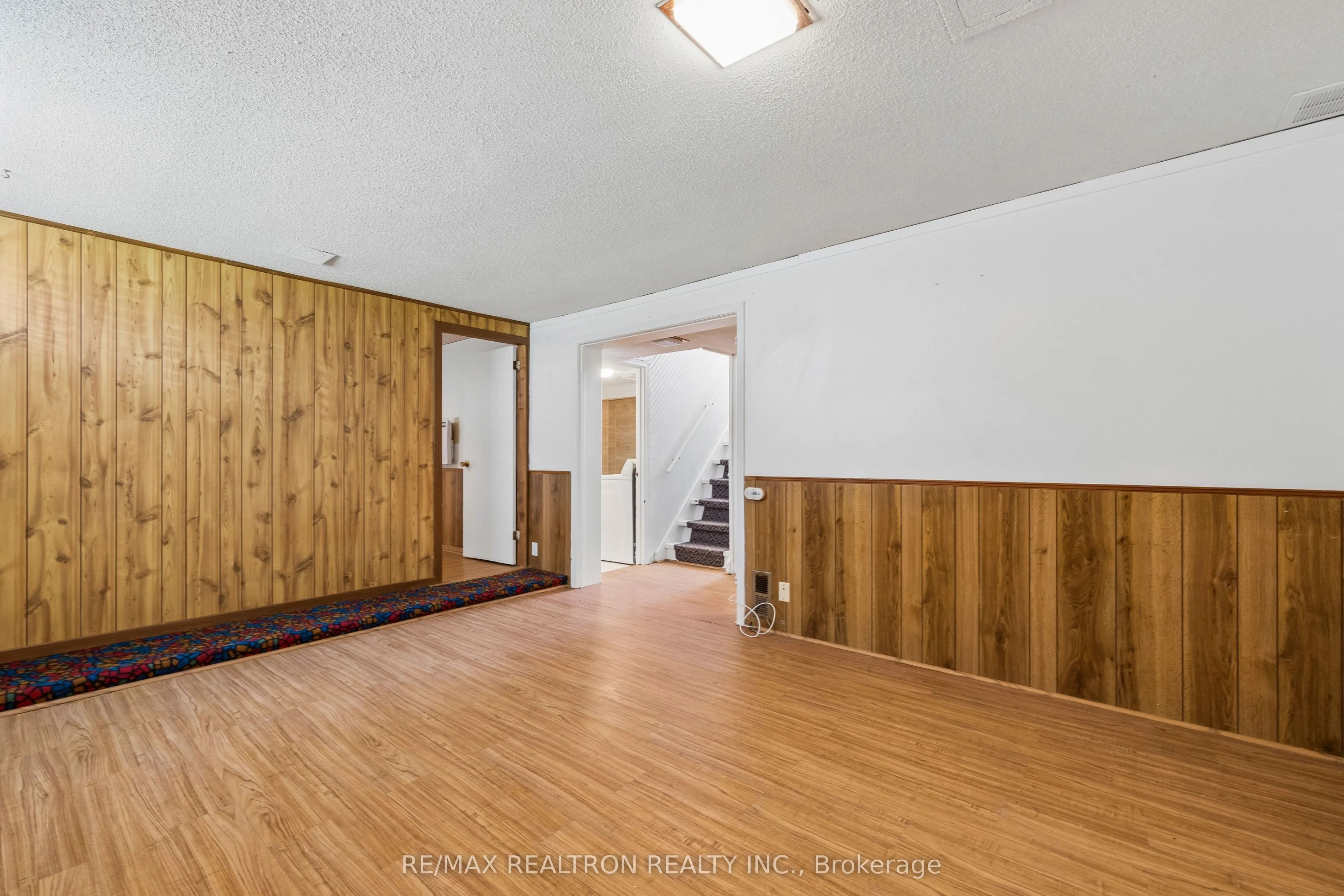 253 Silverbirch Drive