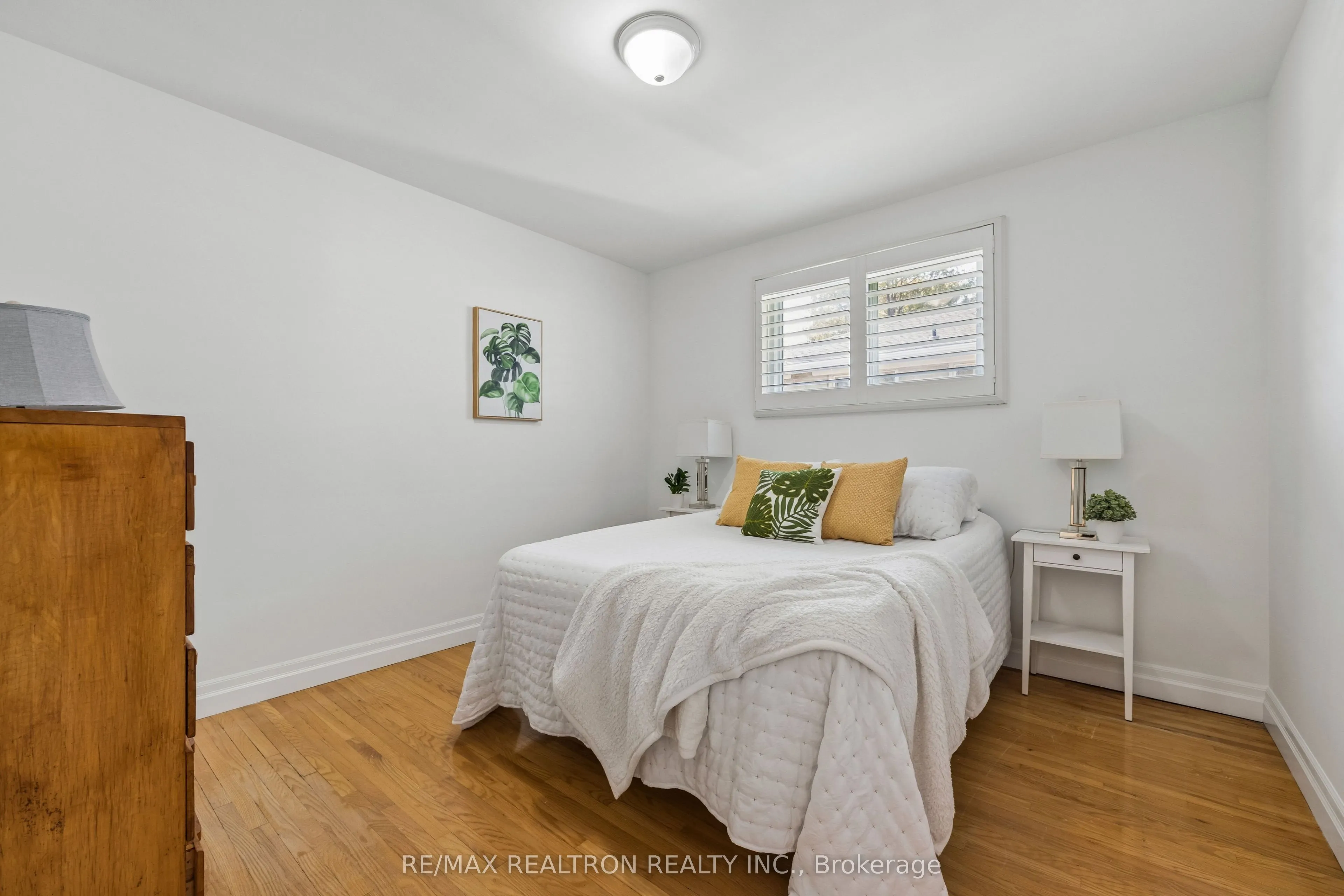 253 Silverbirch Drive