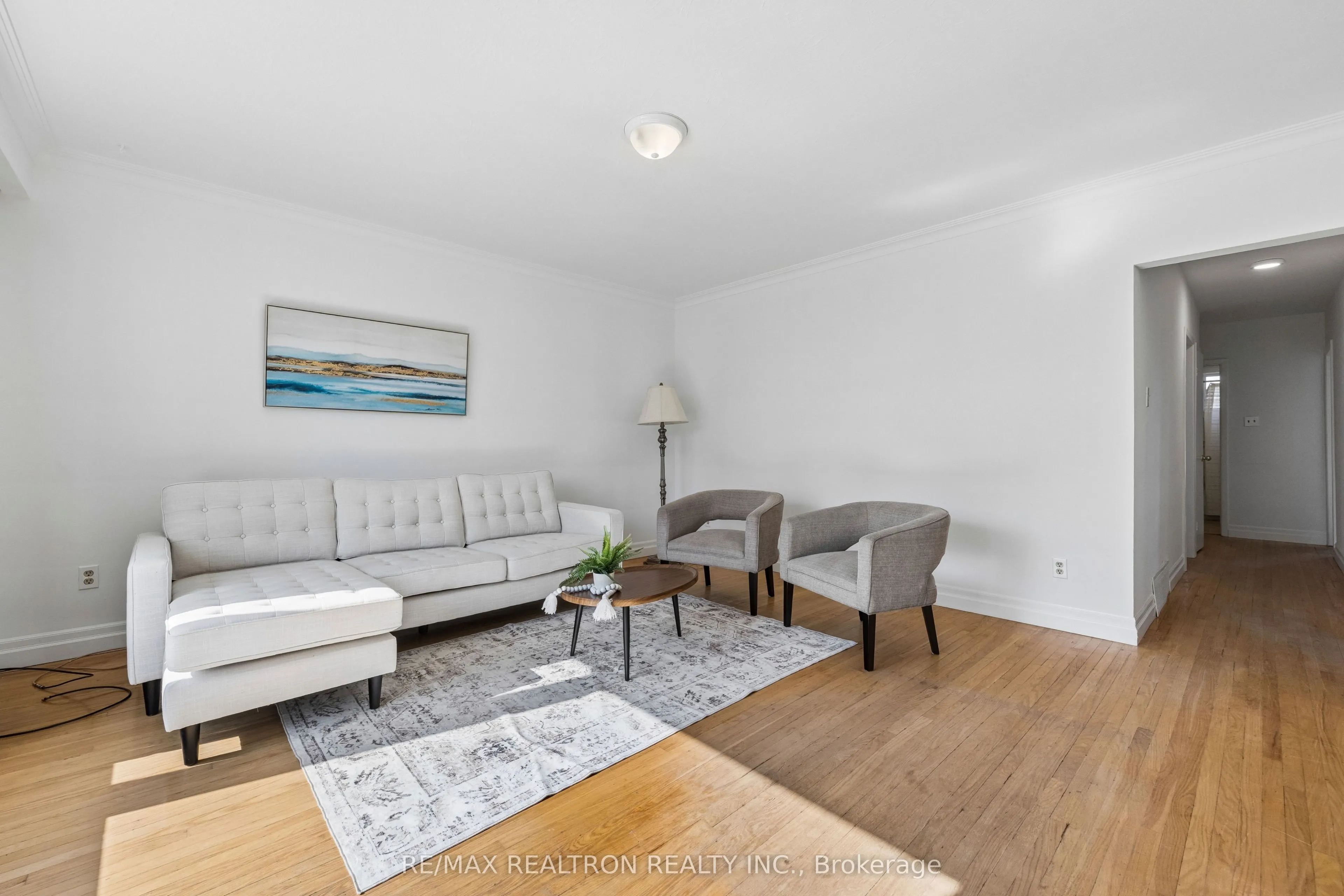 253 Silverbirch Drive