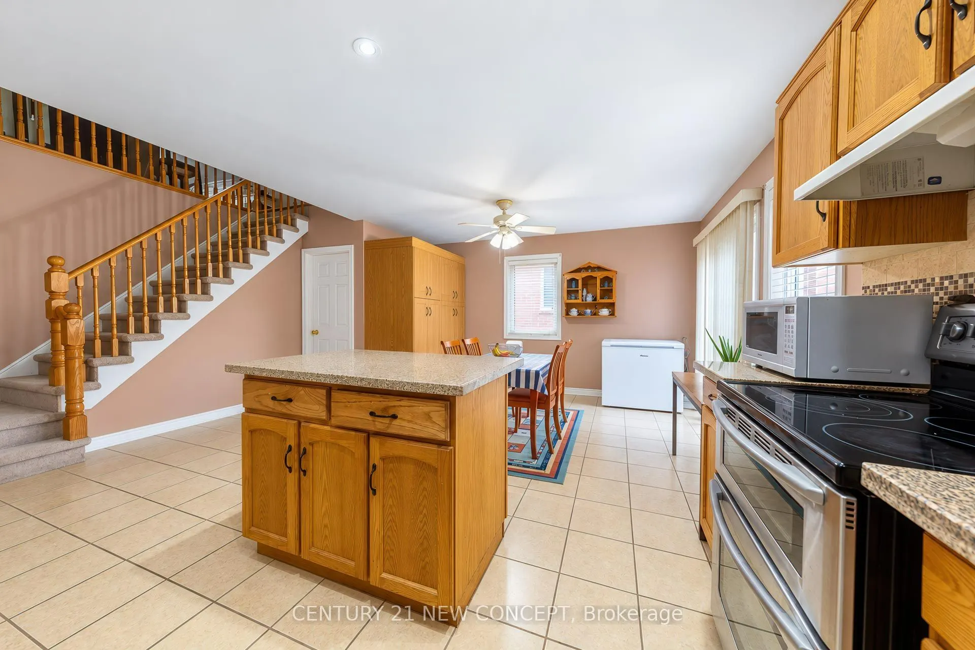 95 Bayview Avenue