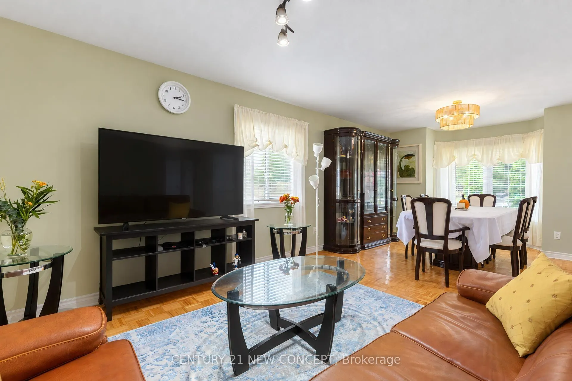 95 Bayview Avenue