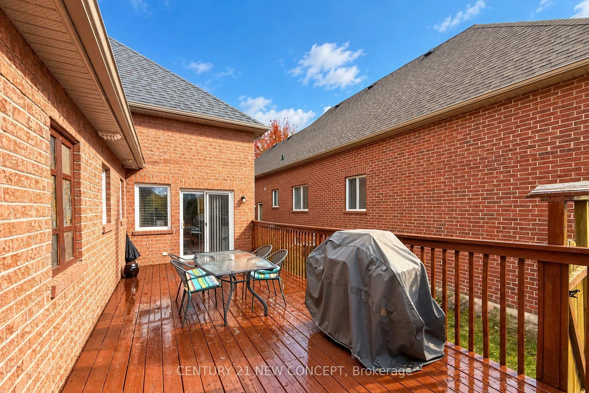 95 Bayview Avenue