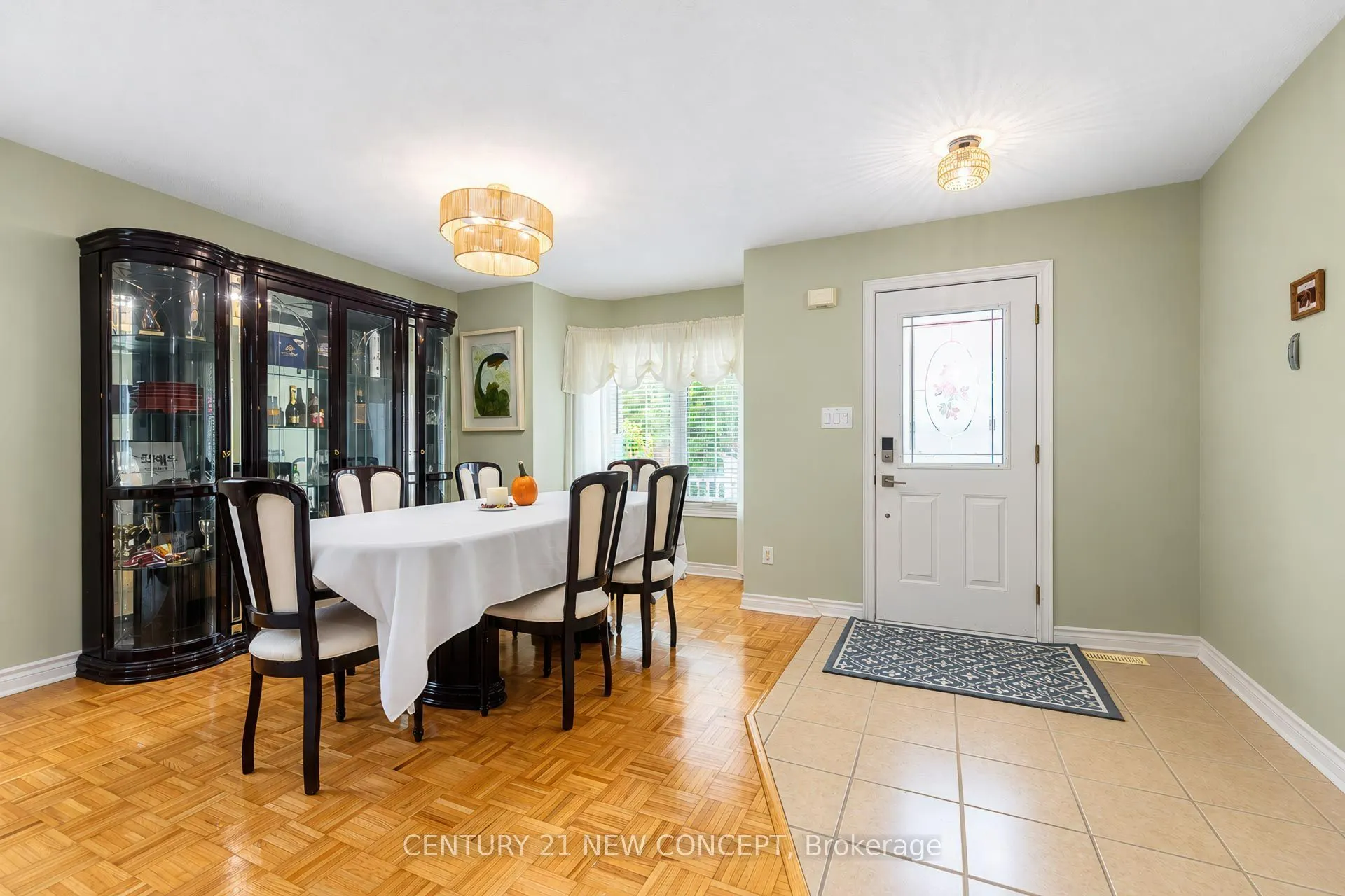 95 Bayview Avenue