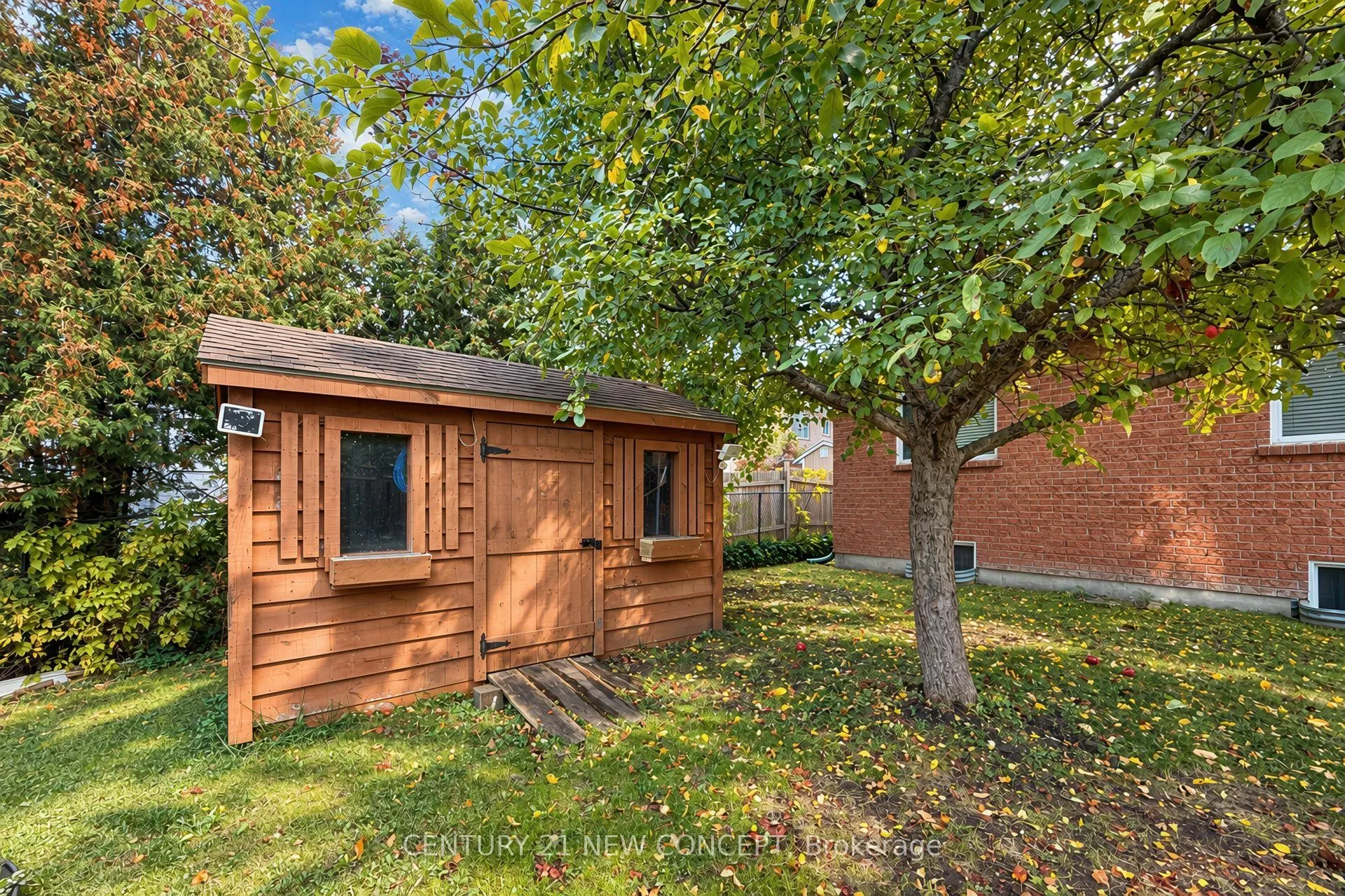 95 Bayview Avenue