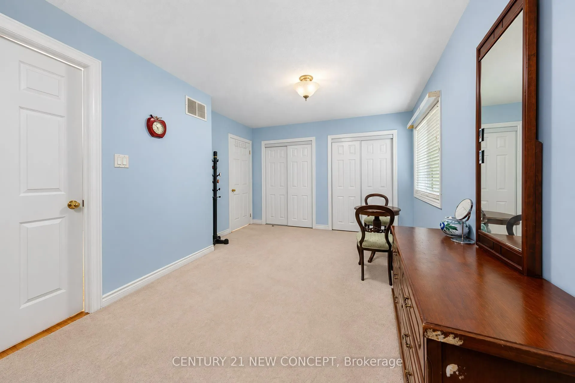 95 Bayview Avenue