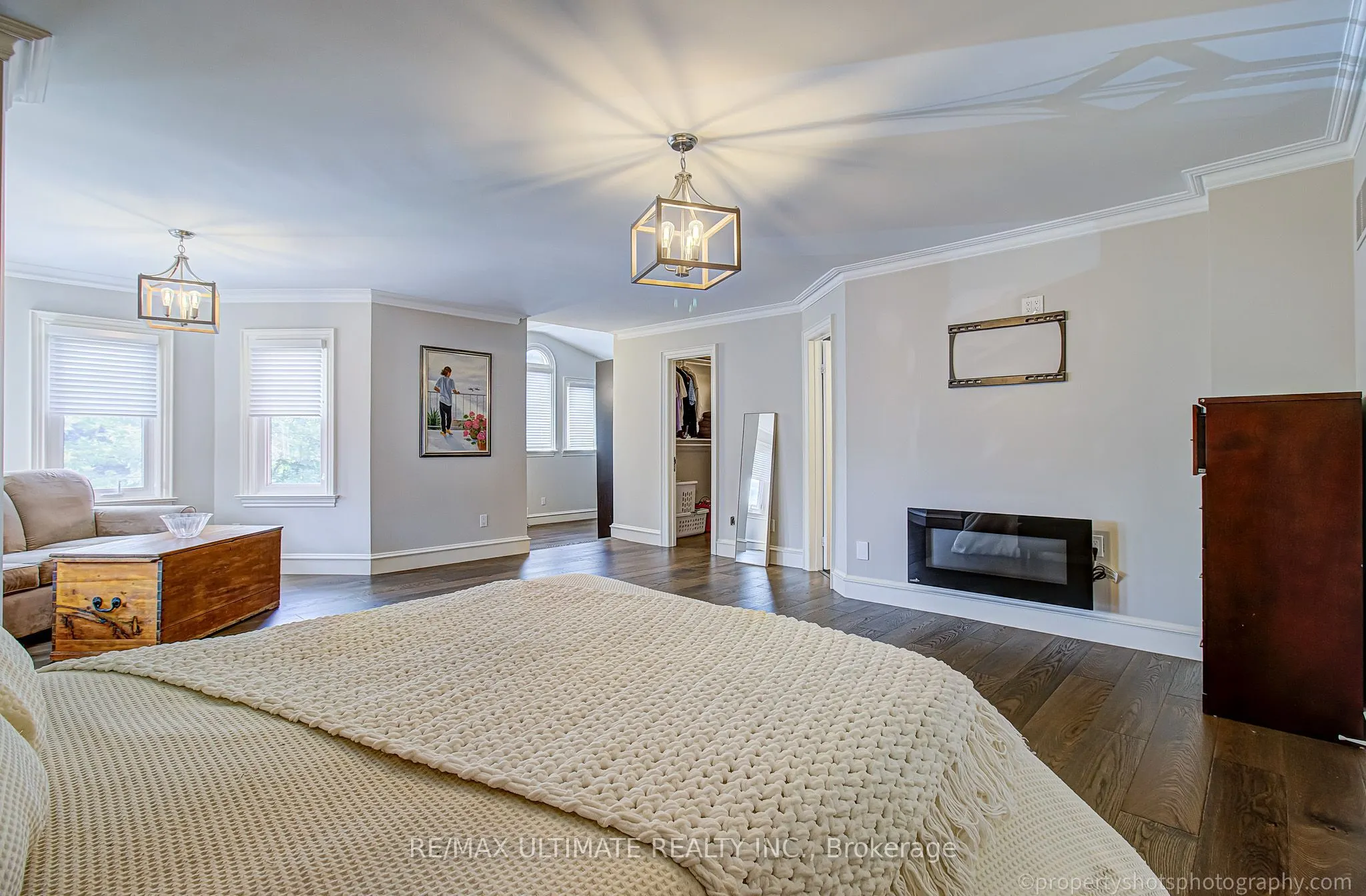 351 Fairway Gardens