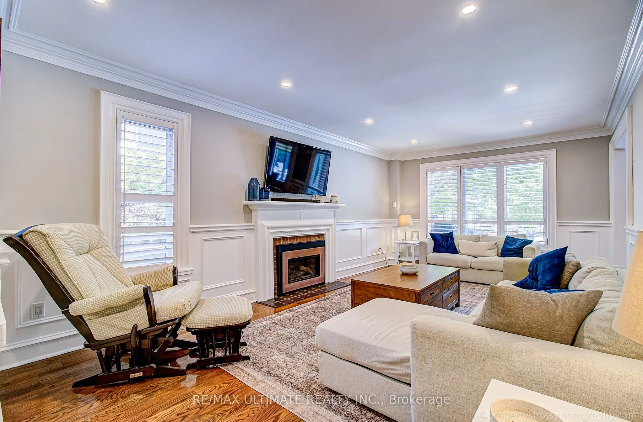 351 Fairway Gardens