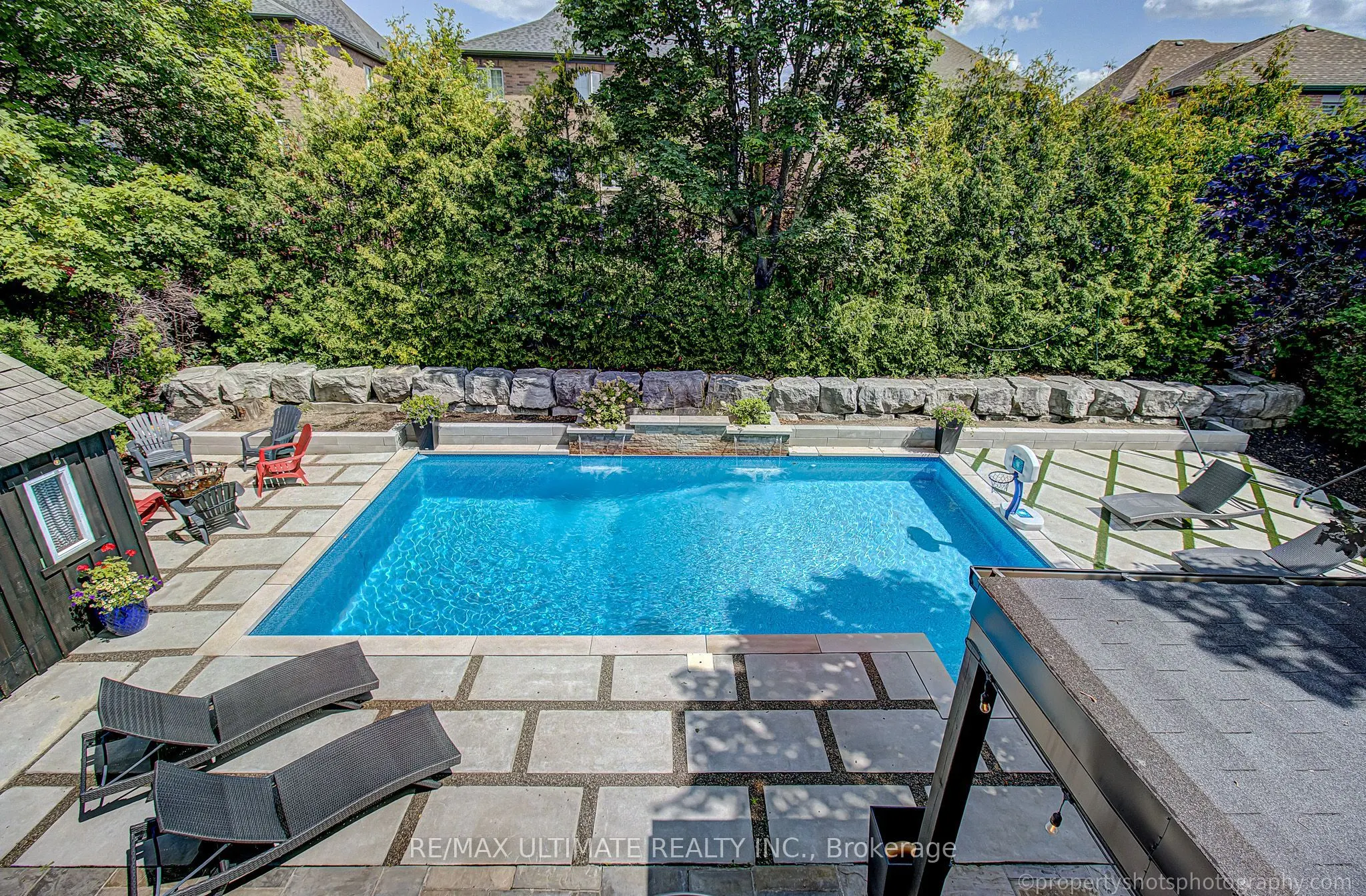 351 Fairway Gardens