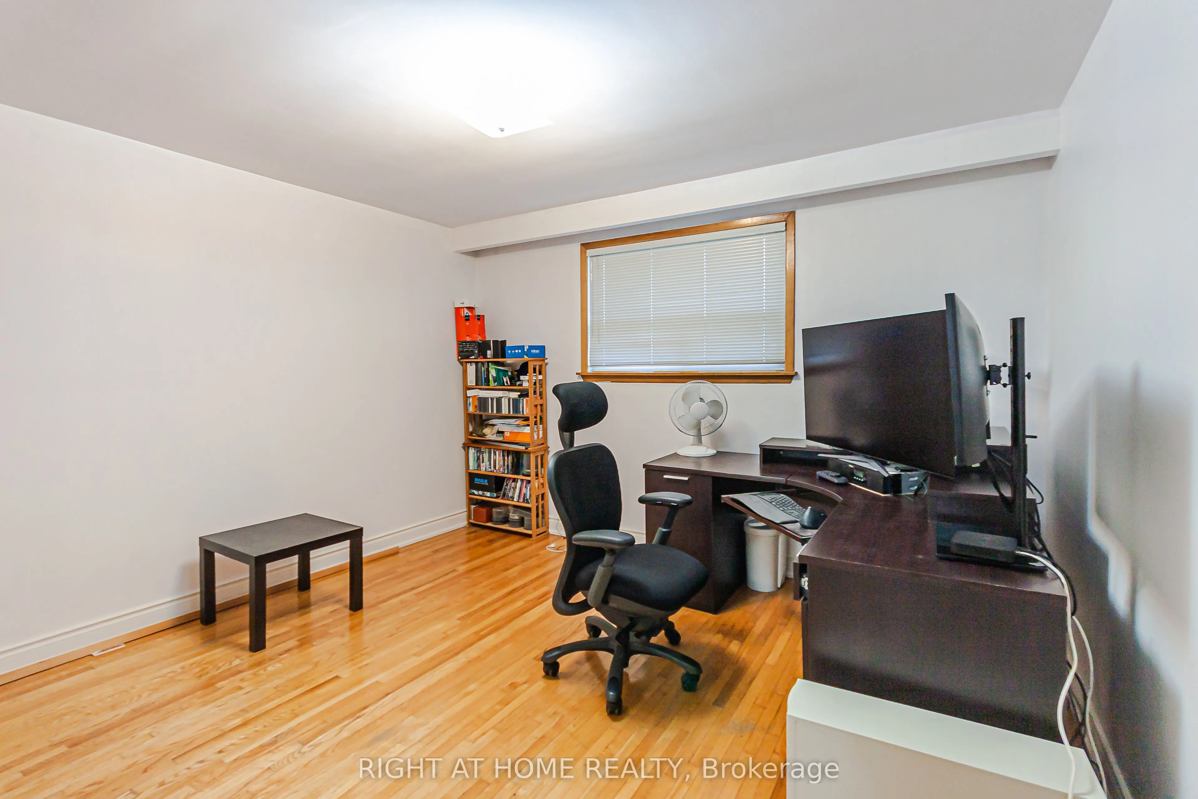 131 Button Road