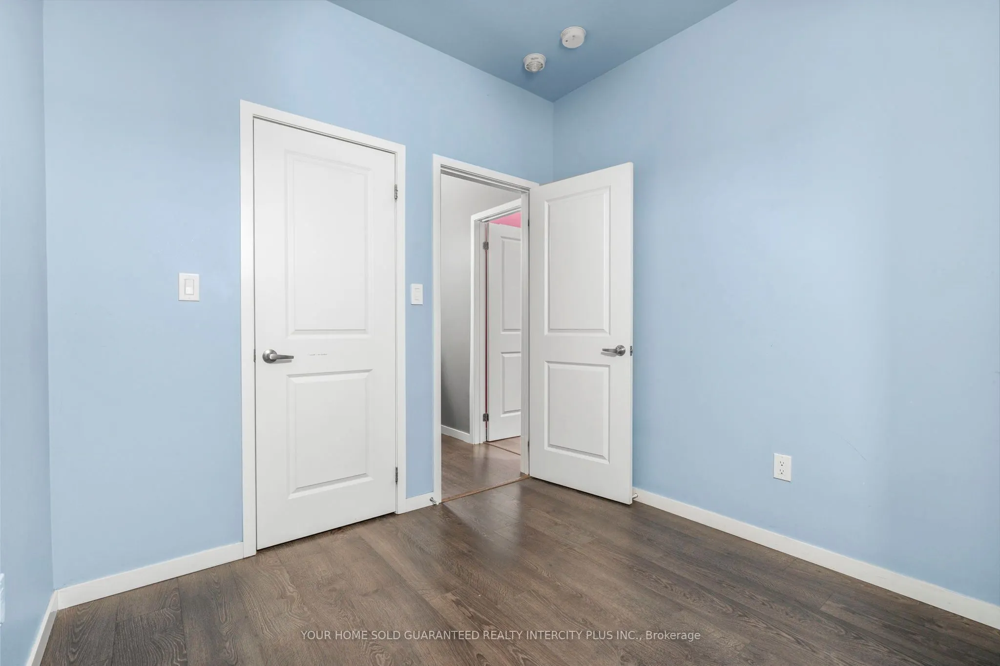 3910 Major Mackenzie Drive