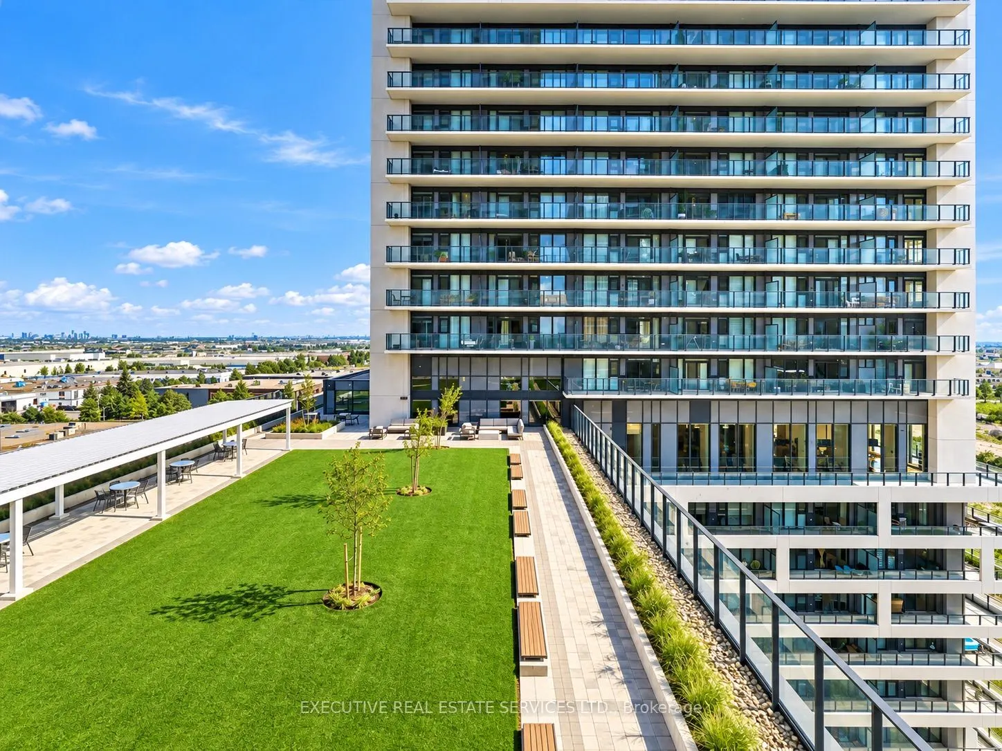 8960 JANE Street S #1202