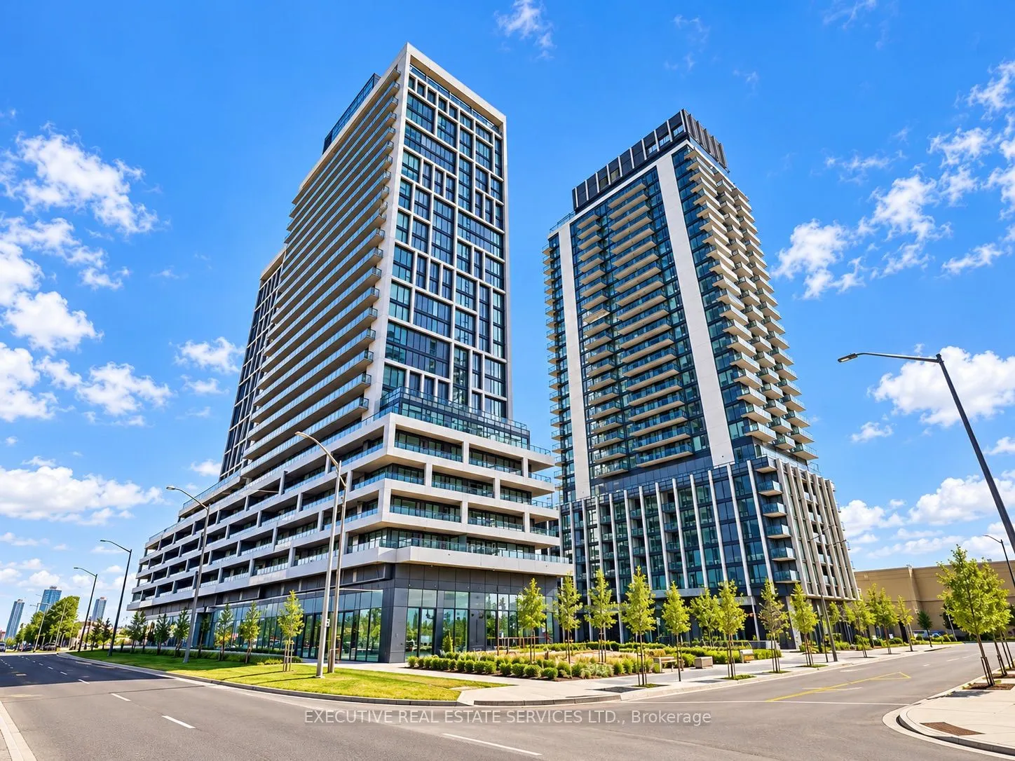 8960 JANE Street S #1202