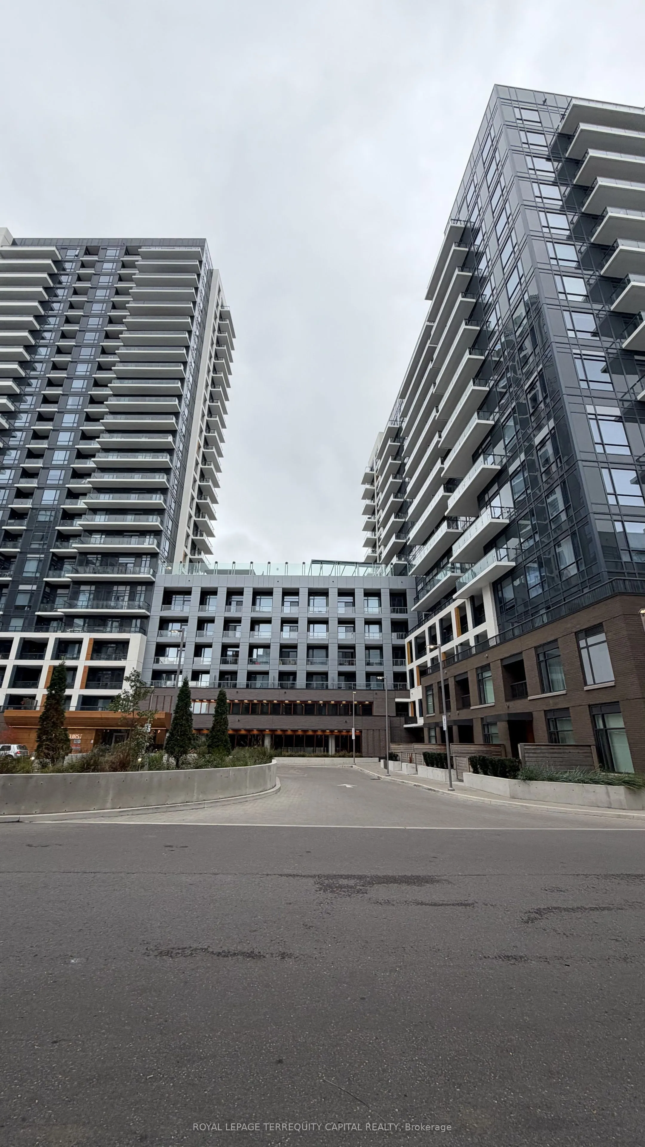7950 Bathurst Street #720