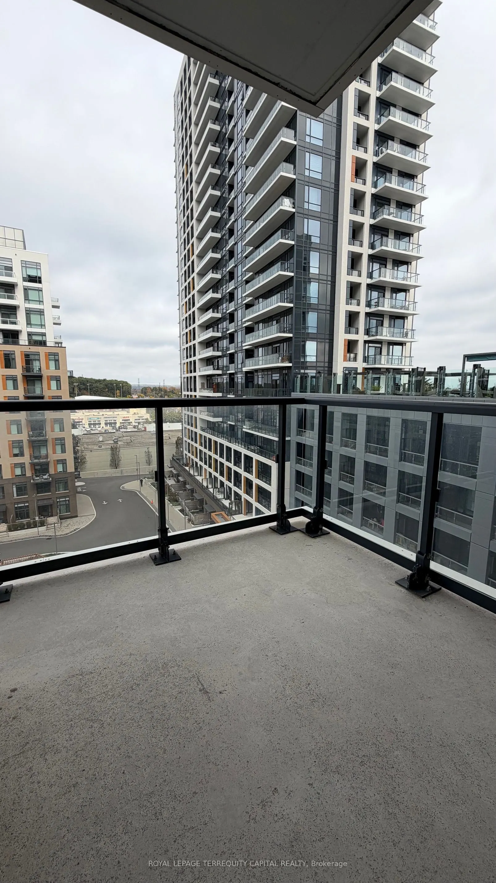 7950 Bathurst Street #720