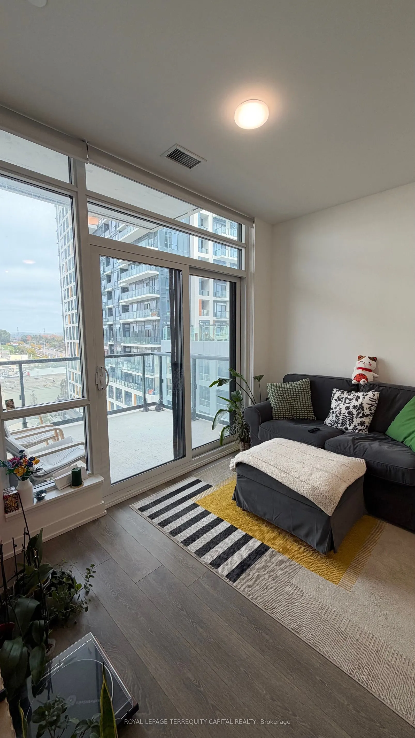 7950 Bathurst Street #720