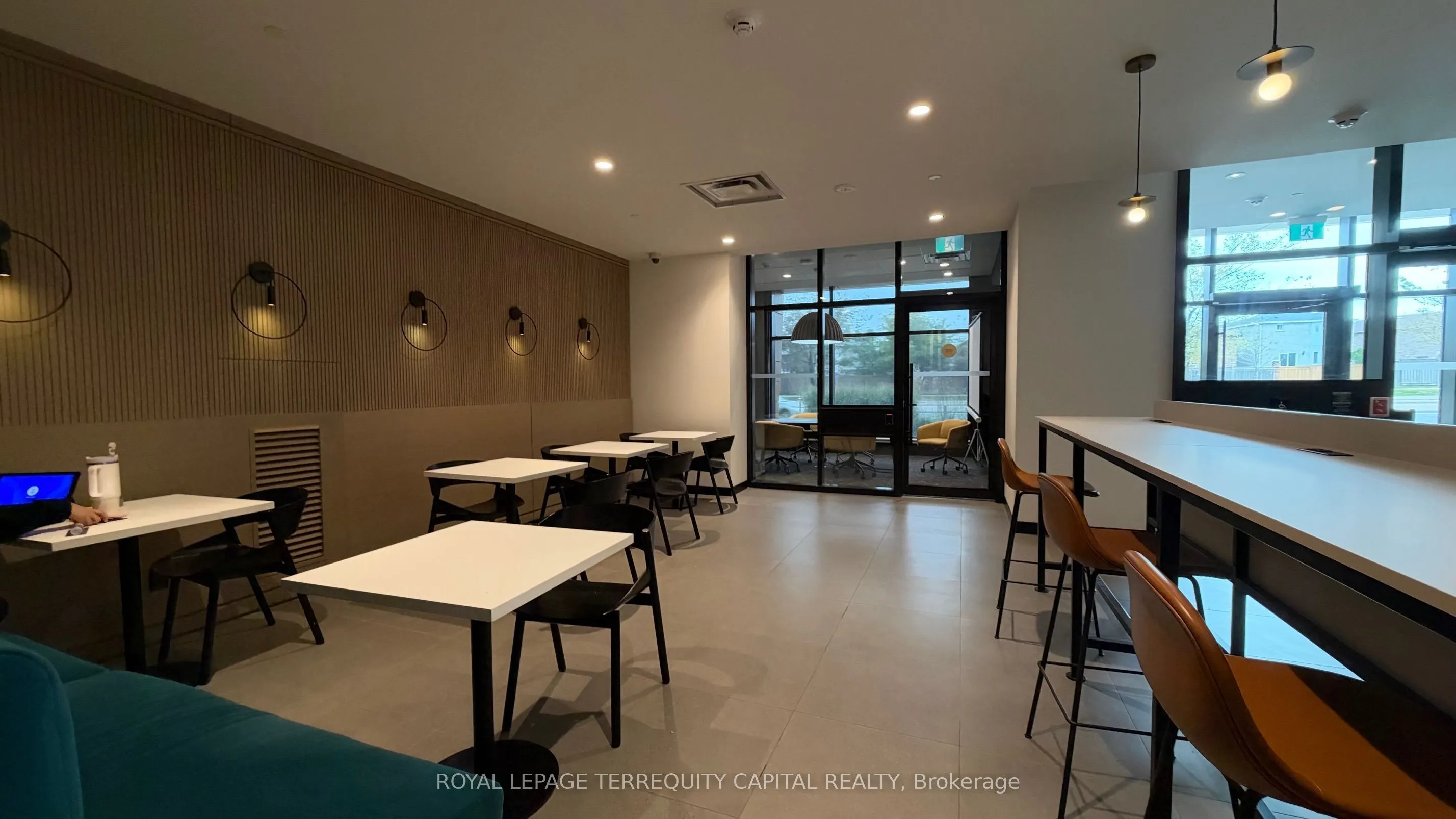 7950 Bathurst Street #720