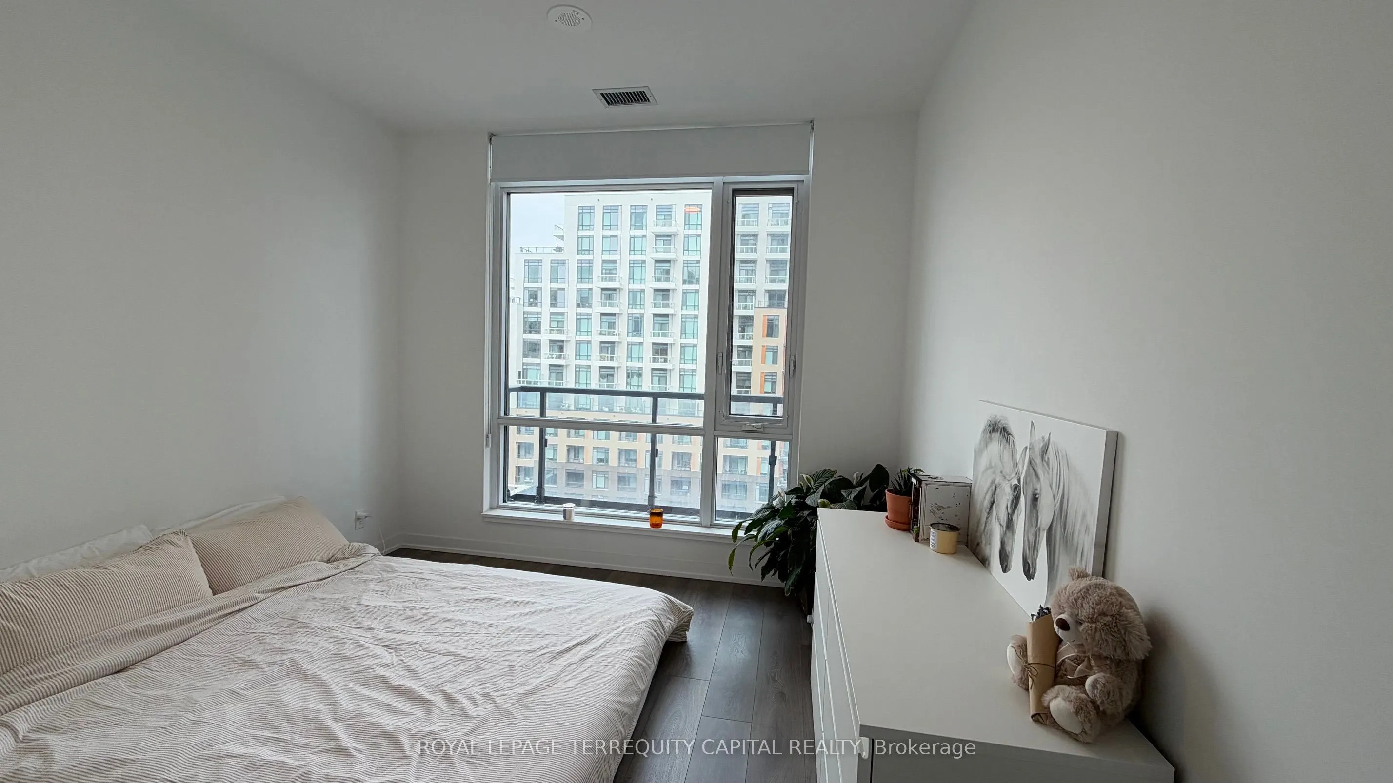 7950 Bathurst Street #720