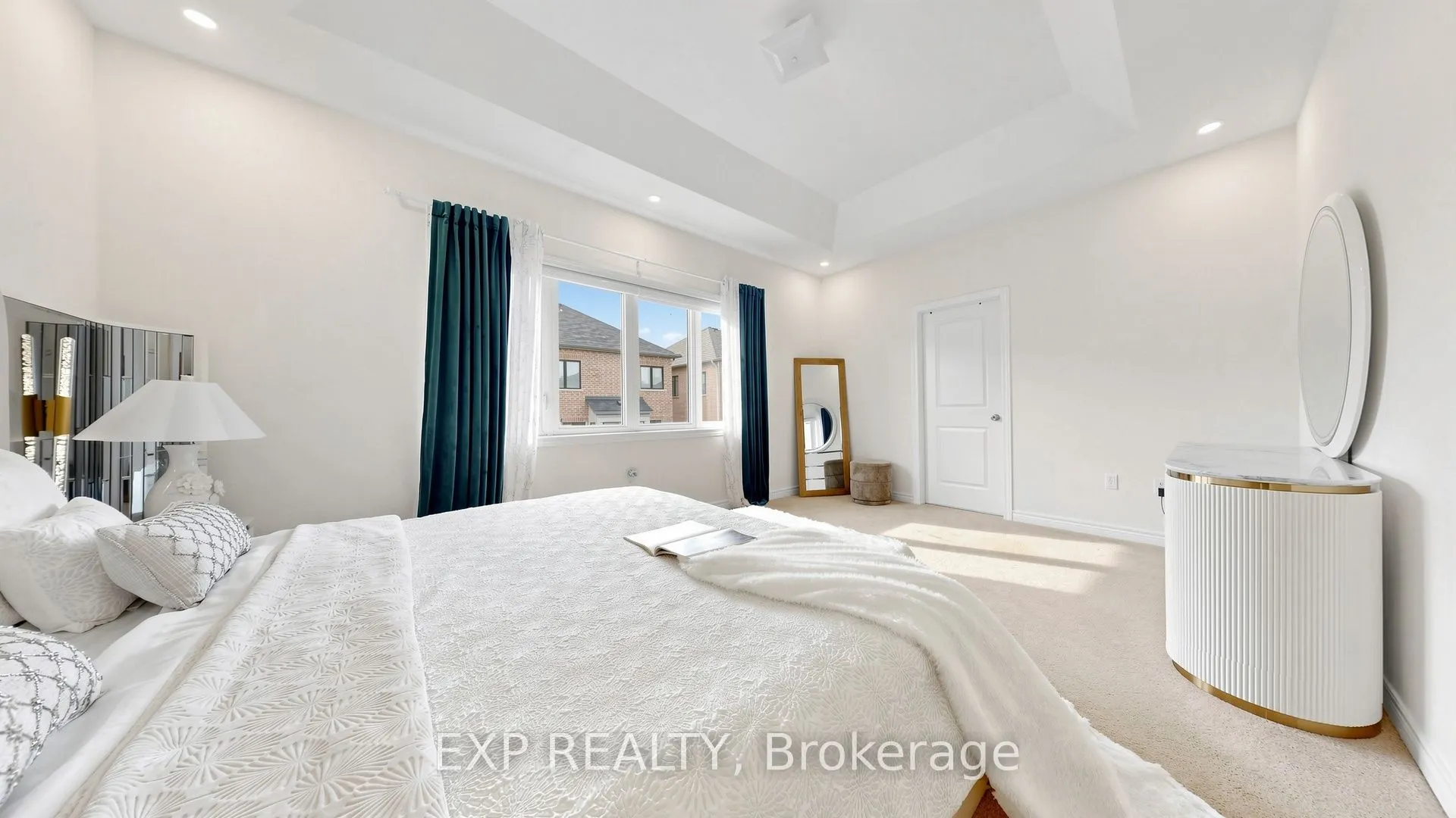34 Buttonleaf Crescent