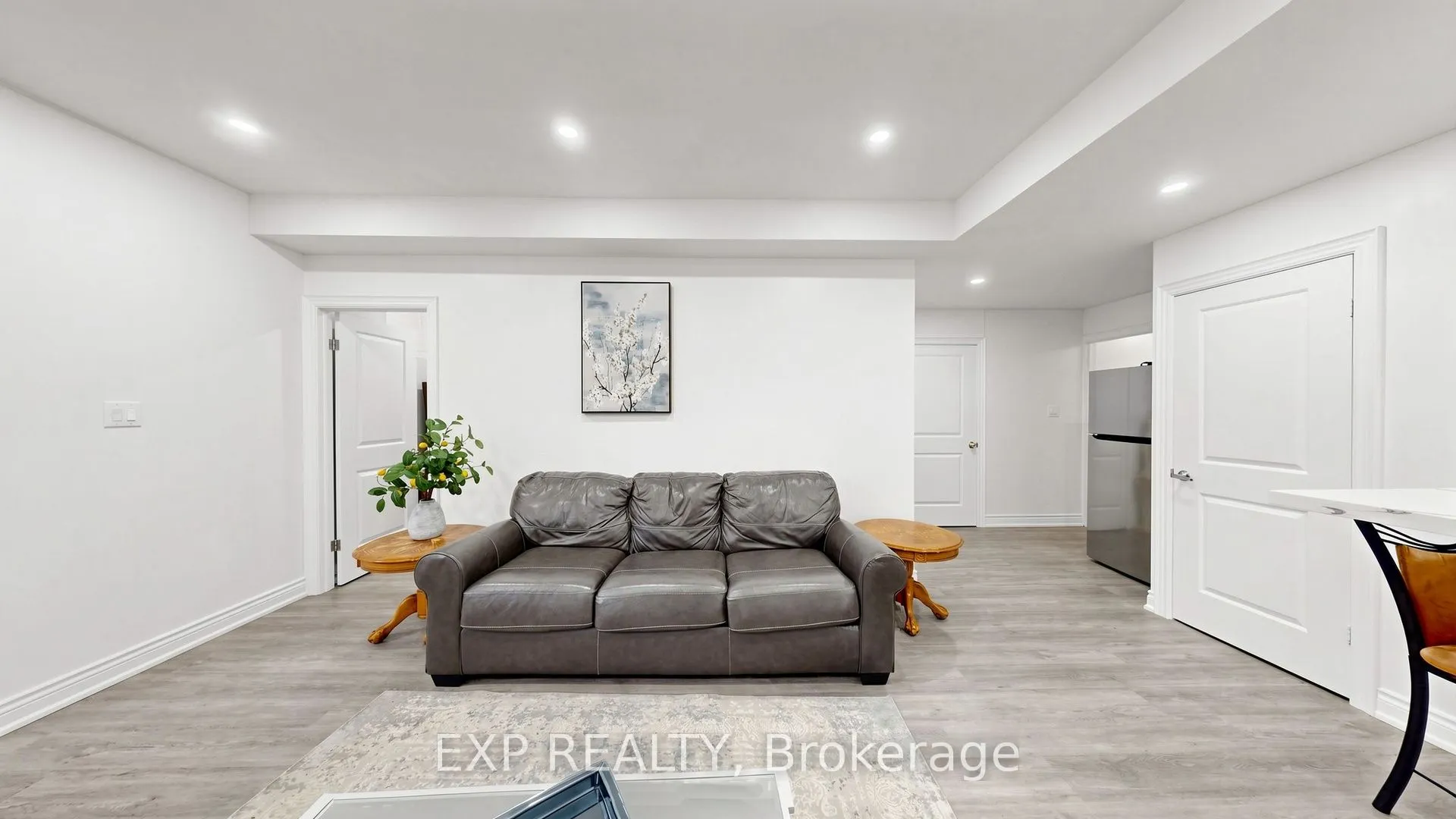 34 Buttonleaf Crescent