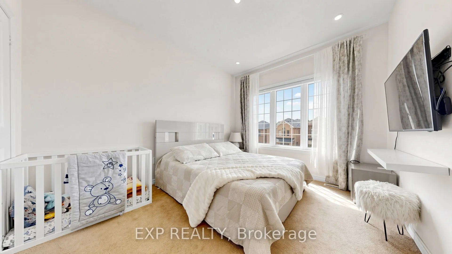 34 Buttonleaf Crescent