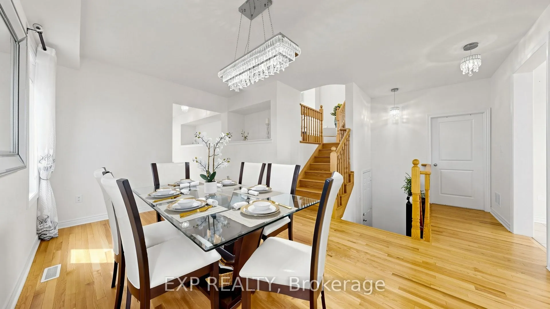 34 Buttonleaf Crescent