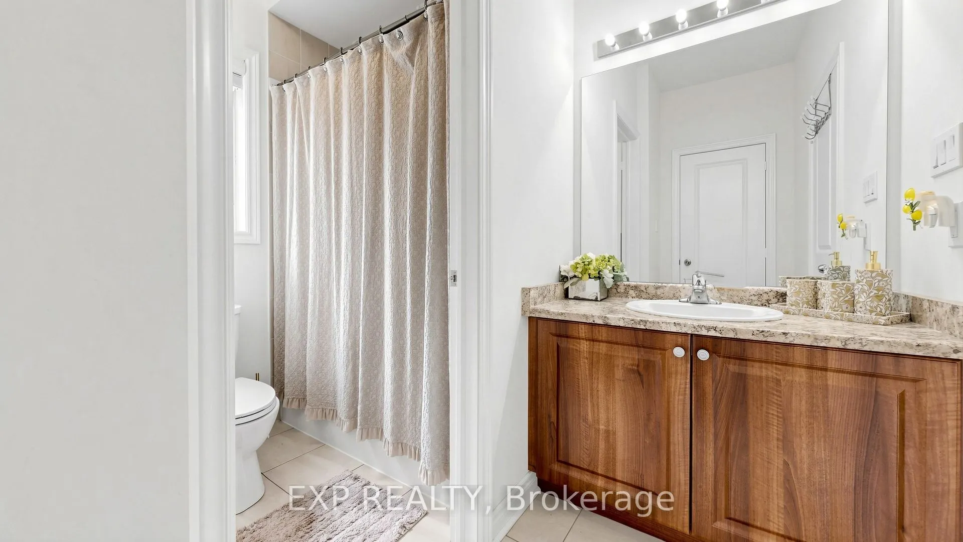 34 Buttonleaf Crescent