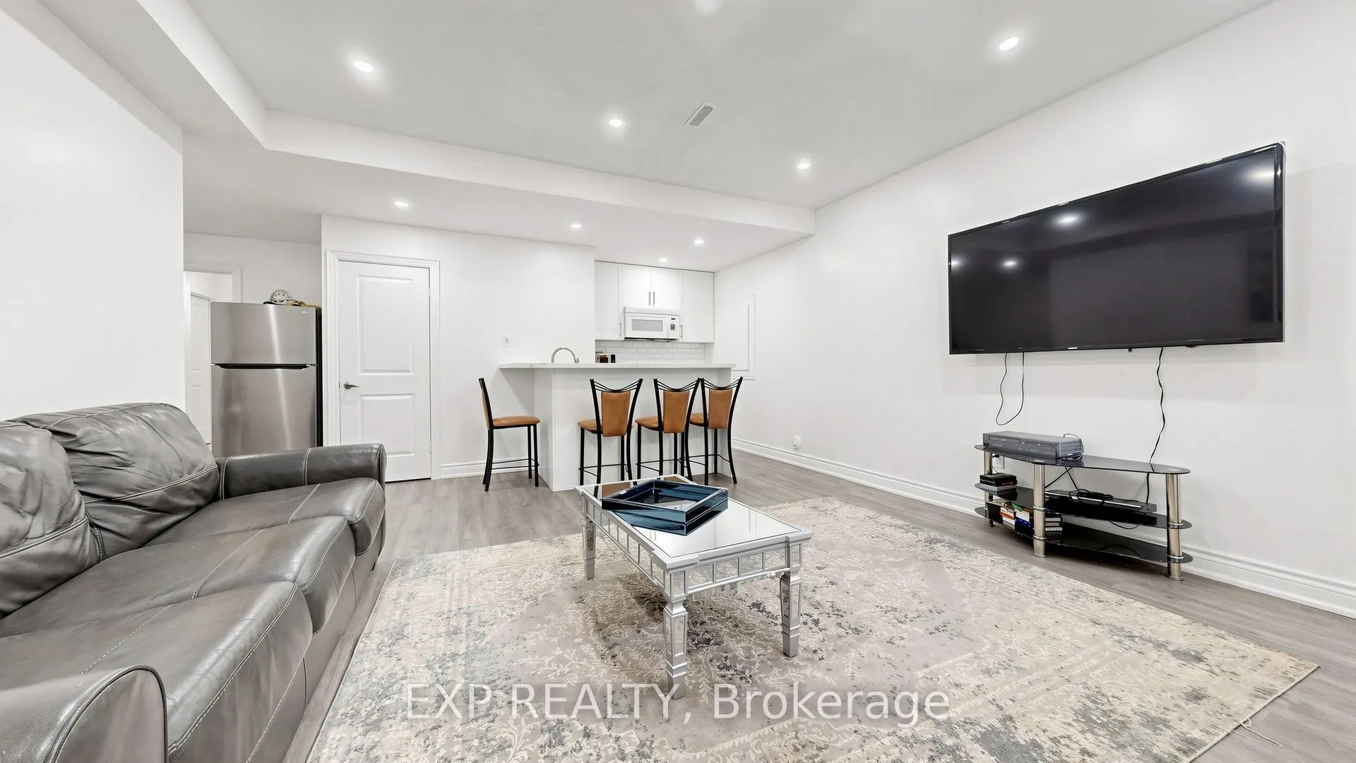 34 Buttonleaf Crescent