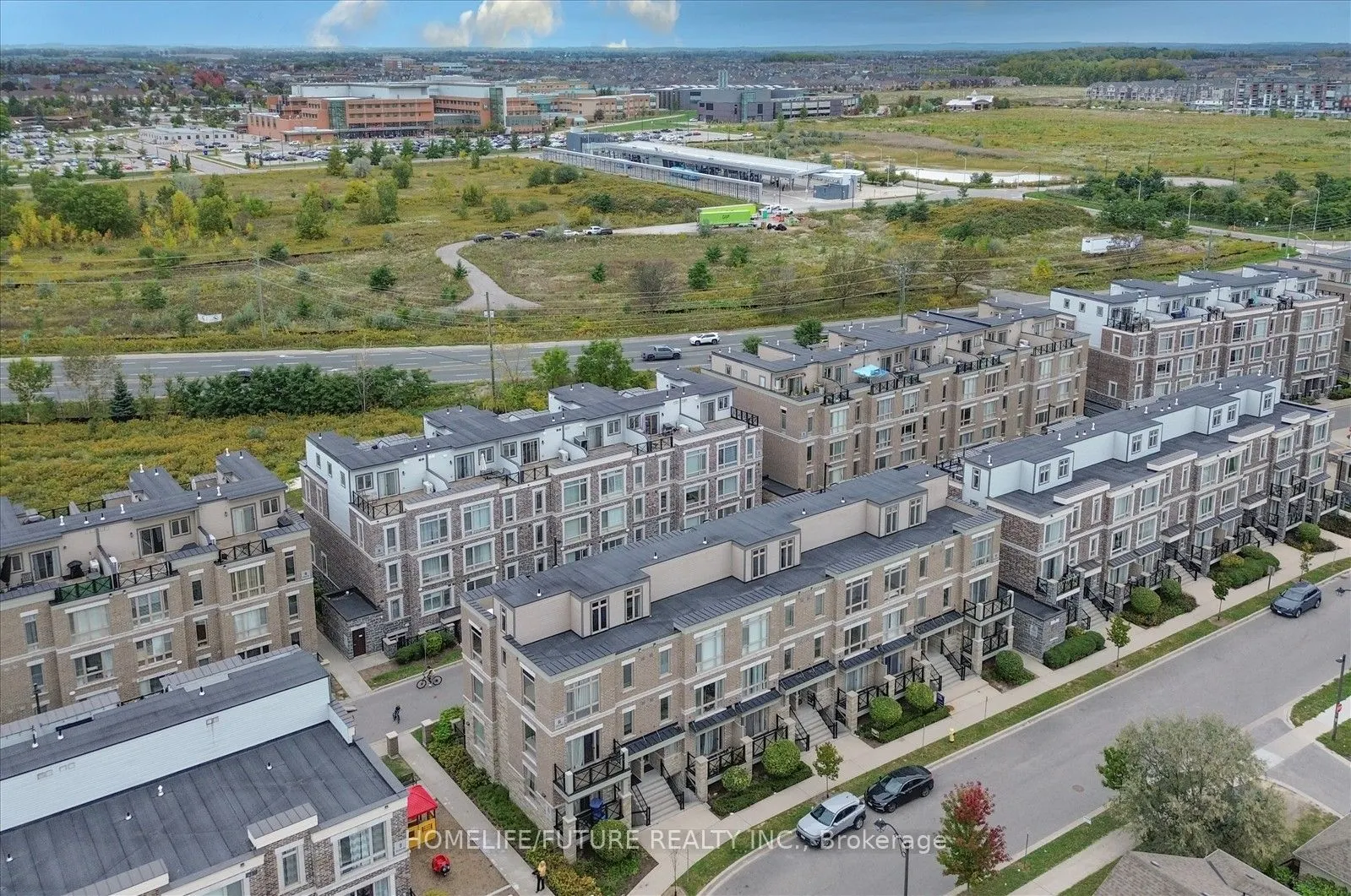 65 Lindcrest Manor #1108