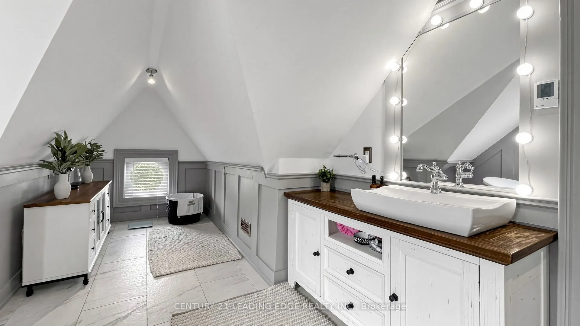 6 Aileen Lewis Court