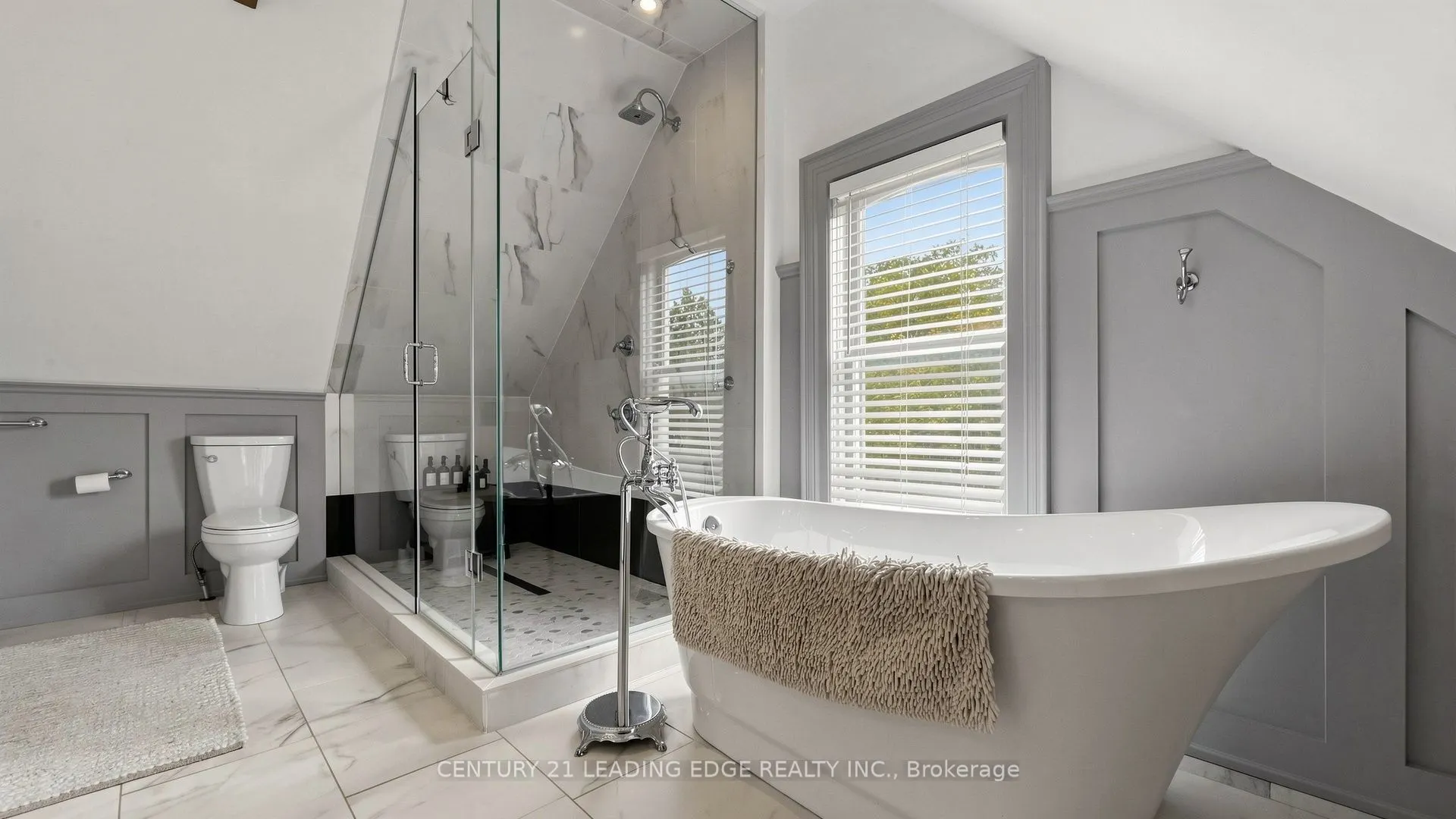 6 Aileen Lewis Court