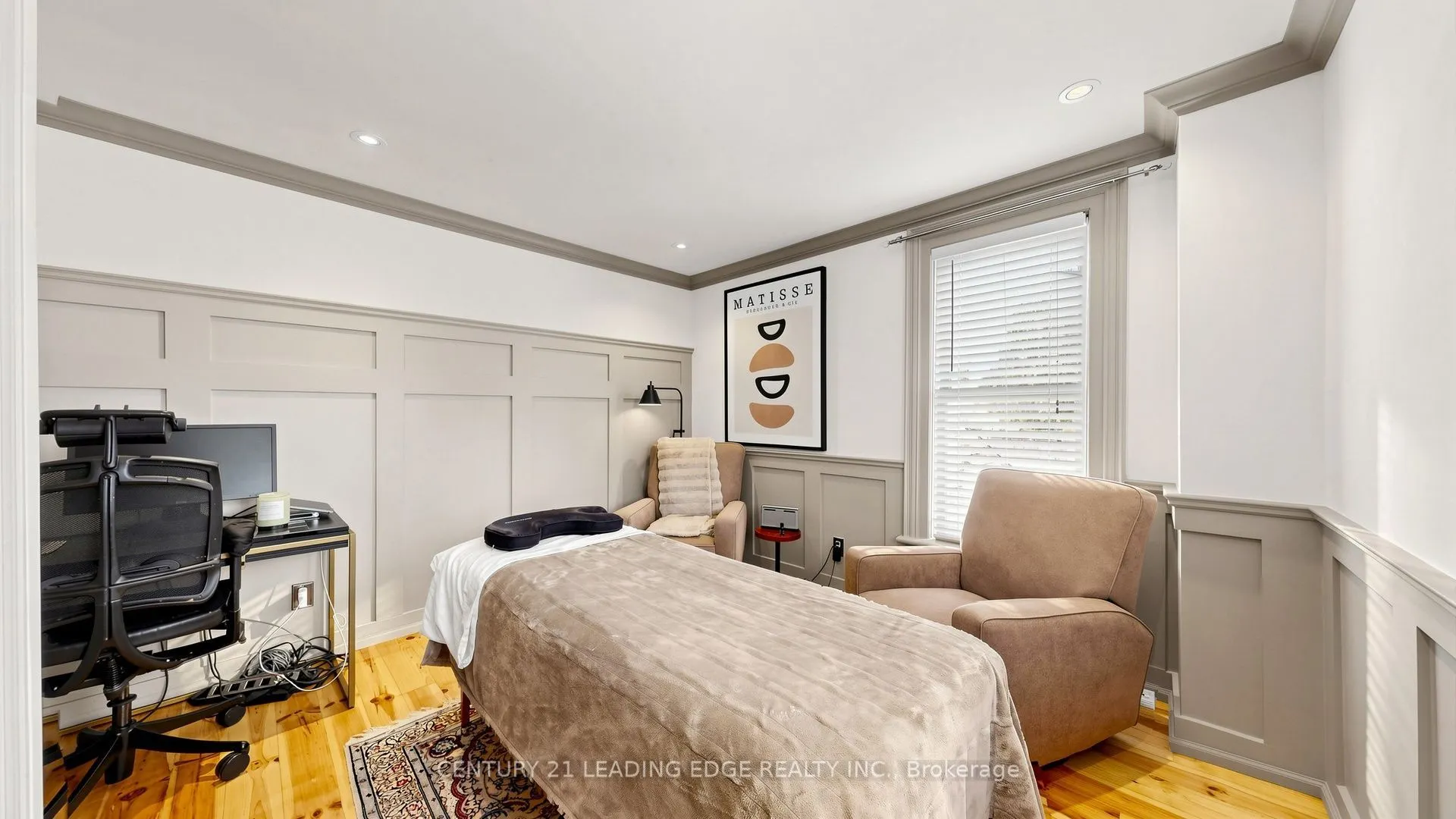 6 Aileen Lewis Court