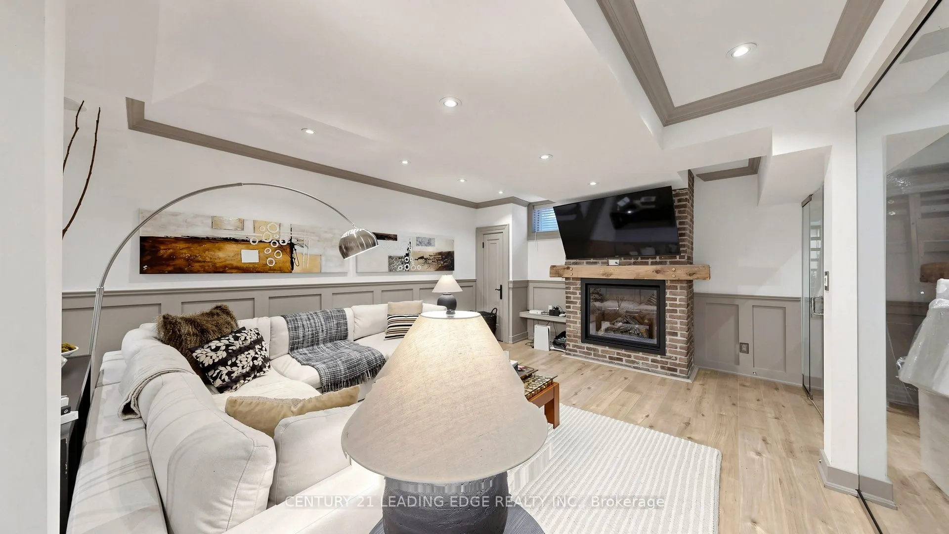 6 Aileen Lewis Court