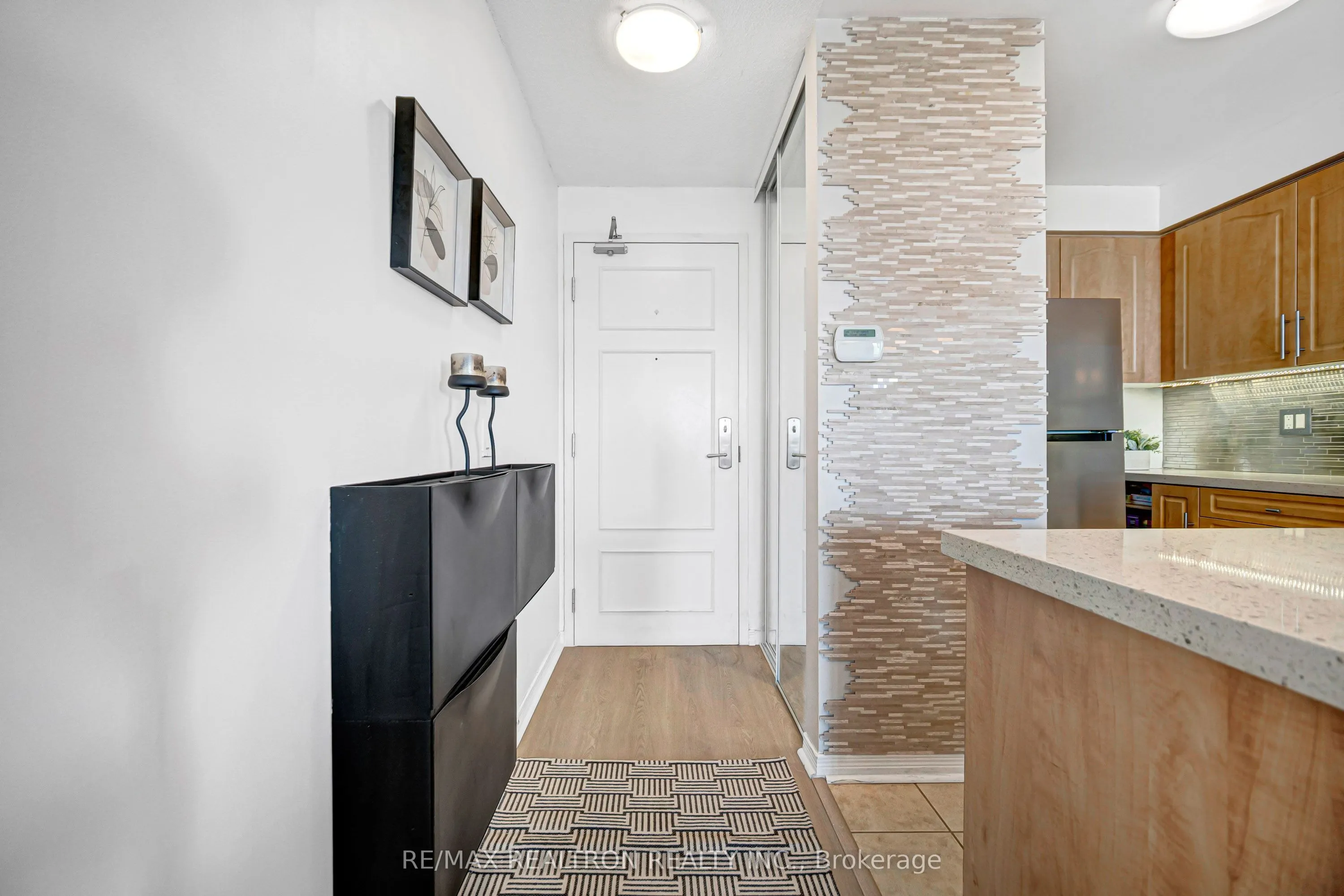 330 Red Maple Road #601