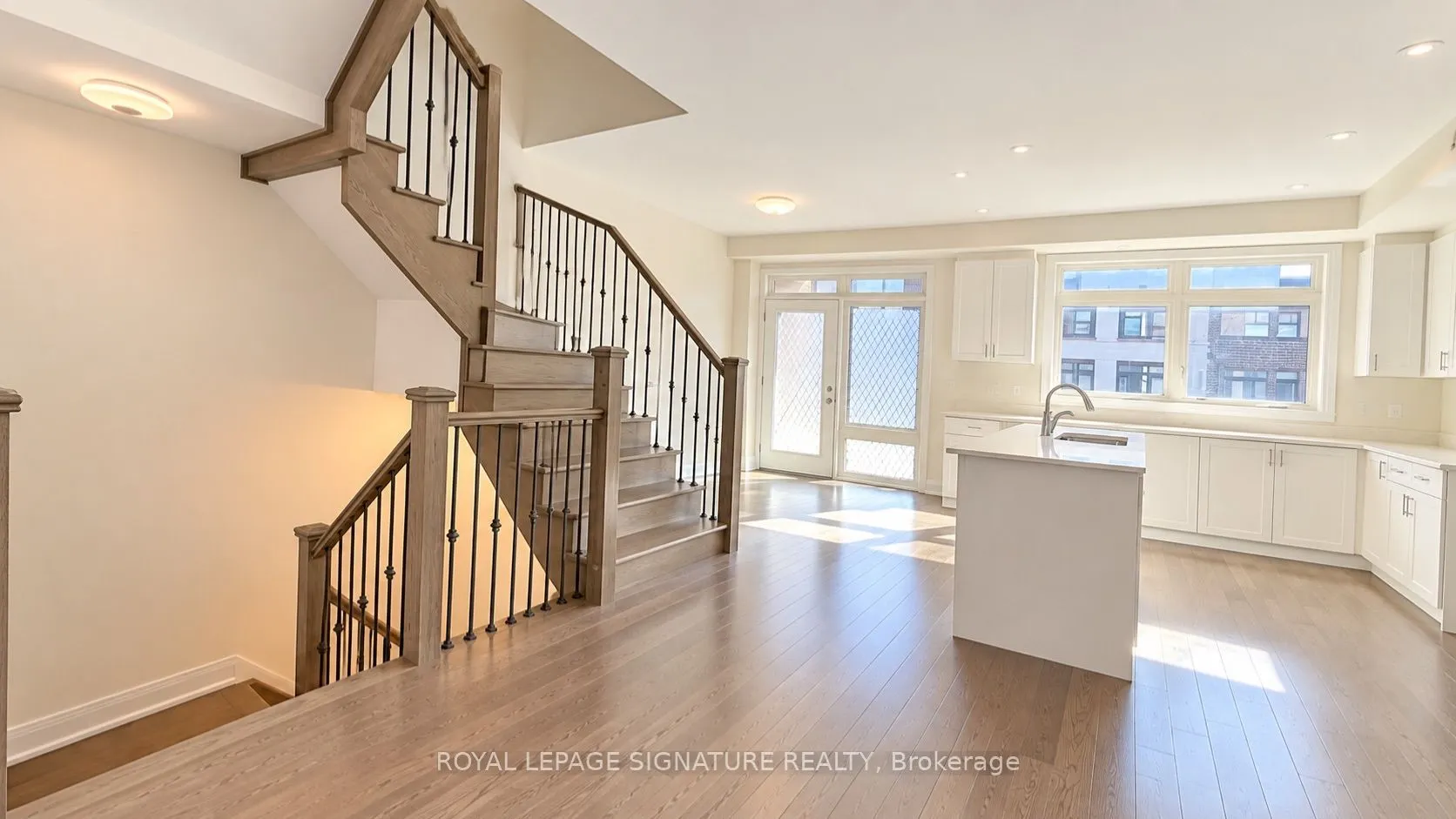 161 Moneypenny Place