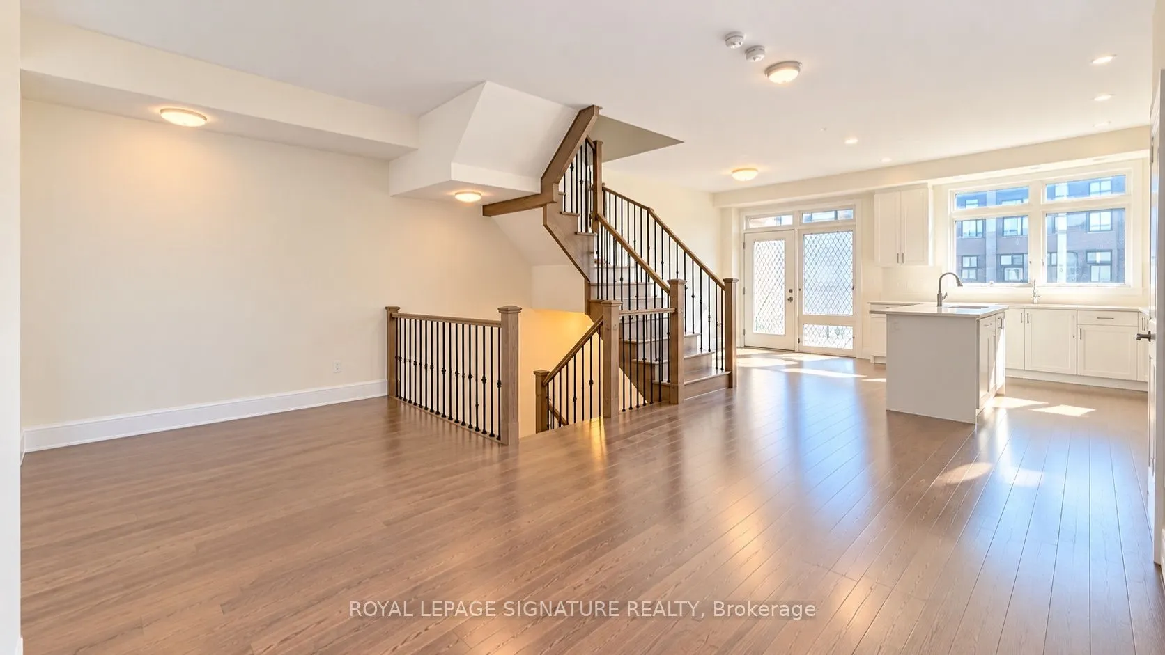 161 Moneypenny Place
