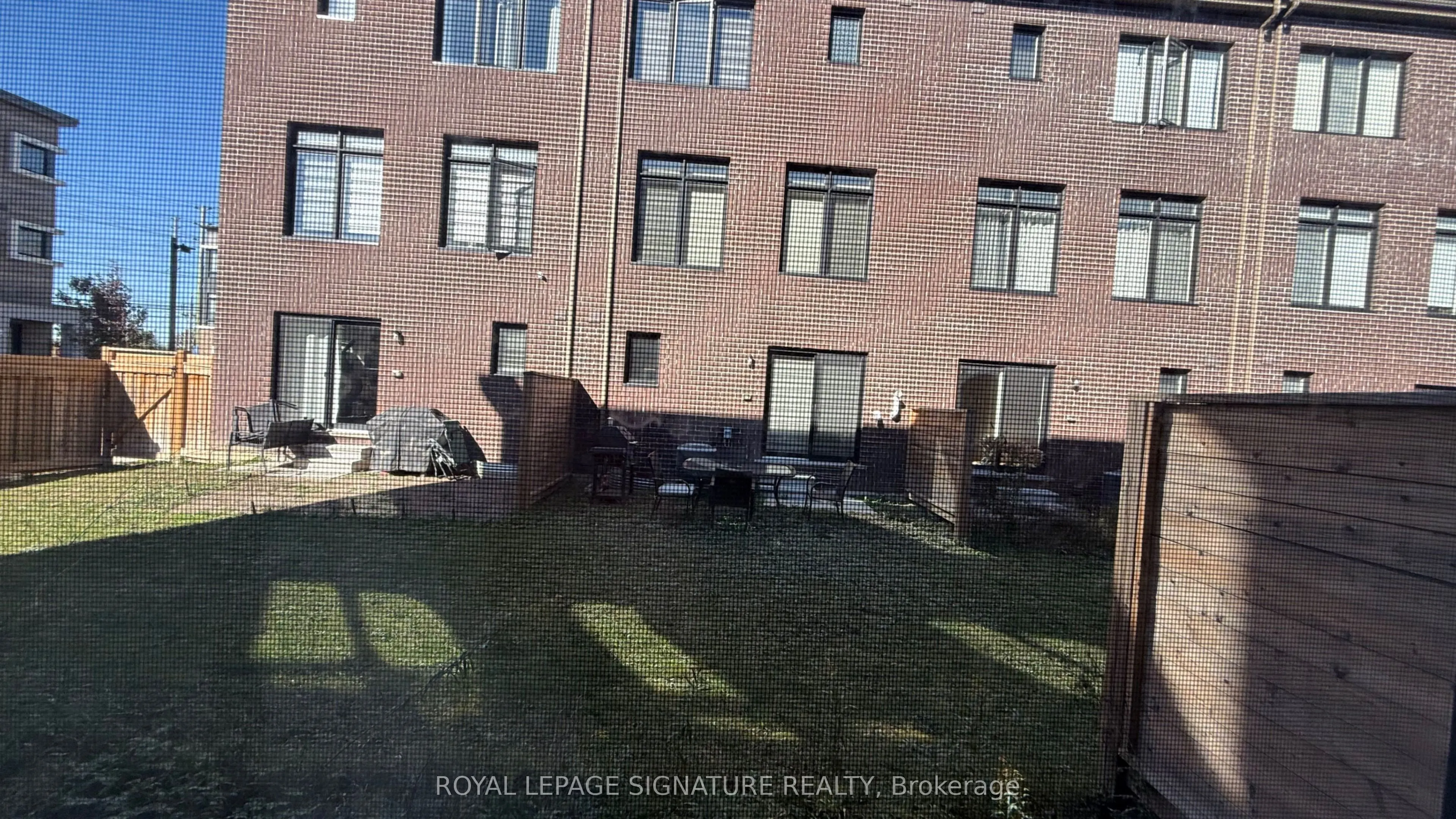 161 Moneypenny Place