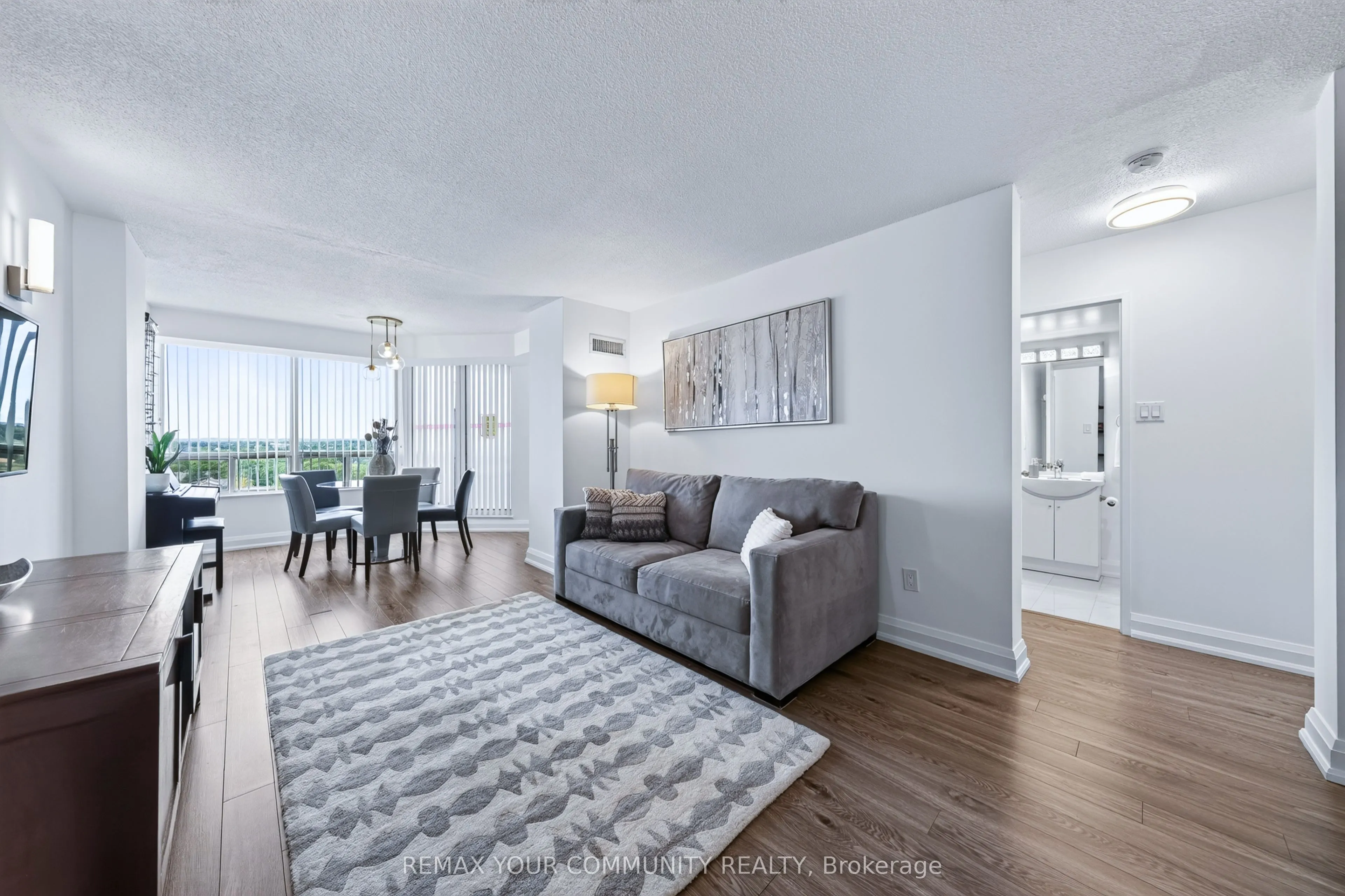 8501 Bayview Avenue #1011