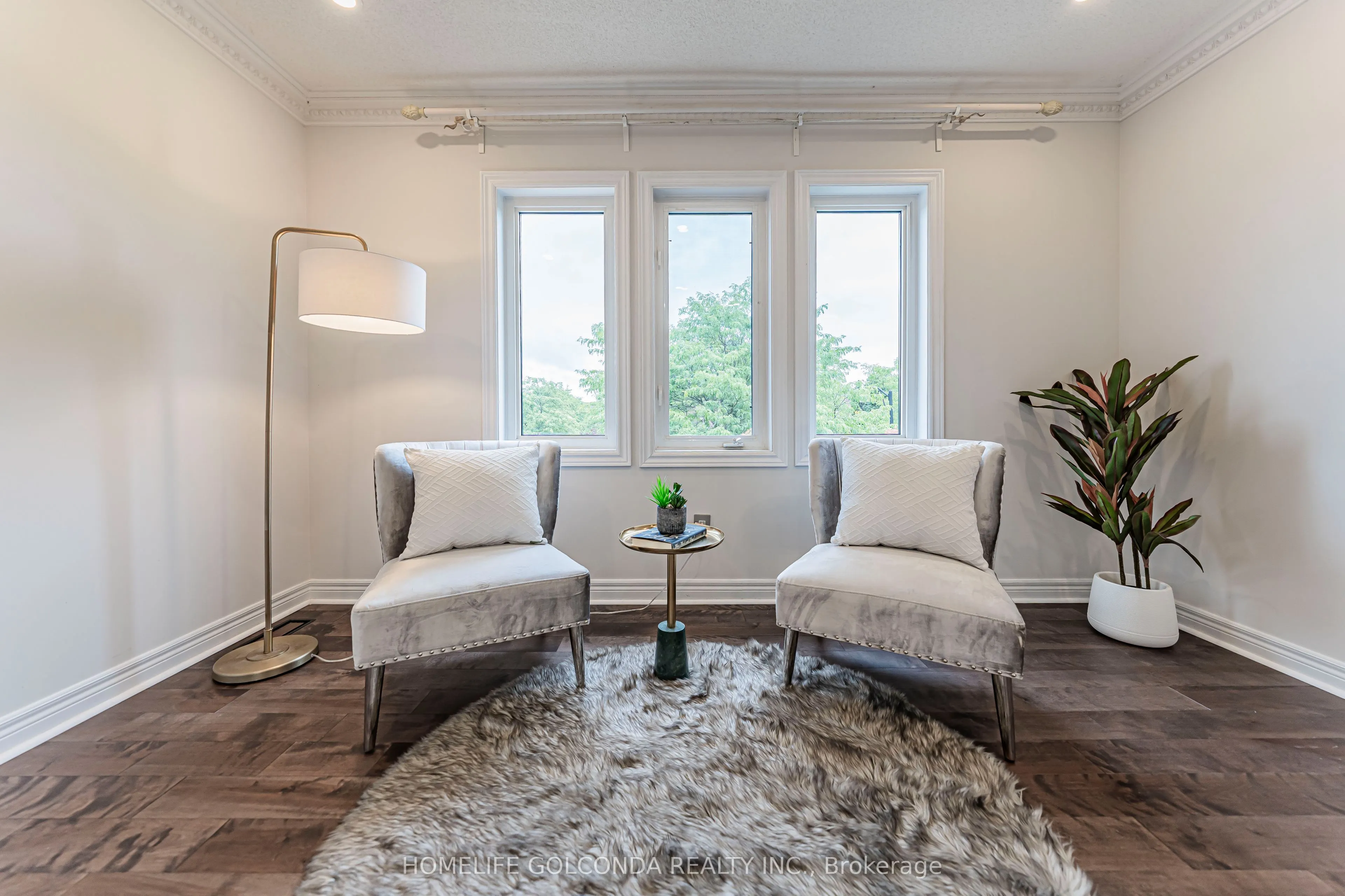 30 Goldring Crescent